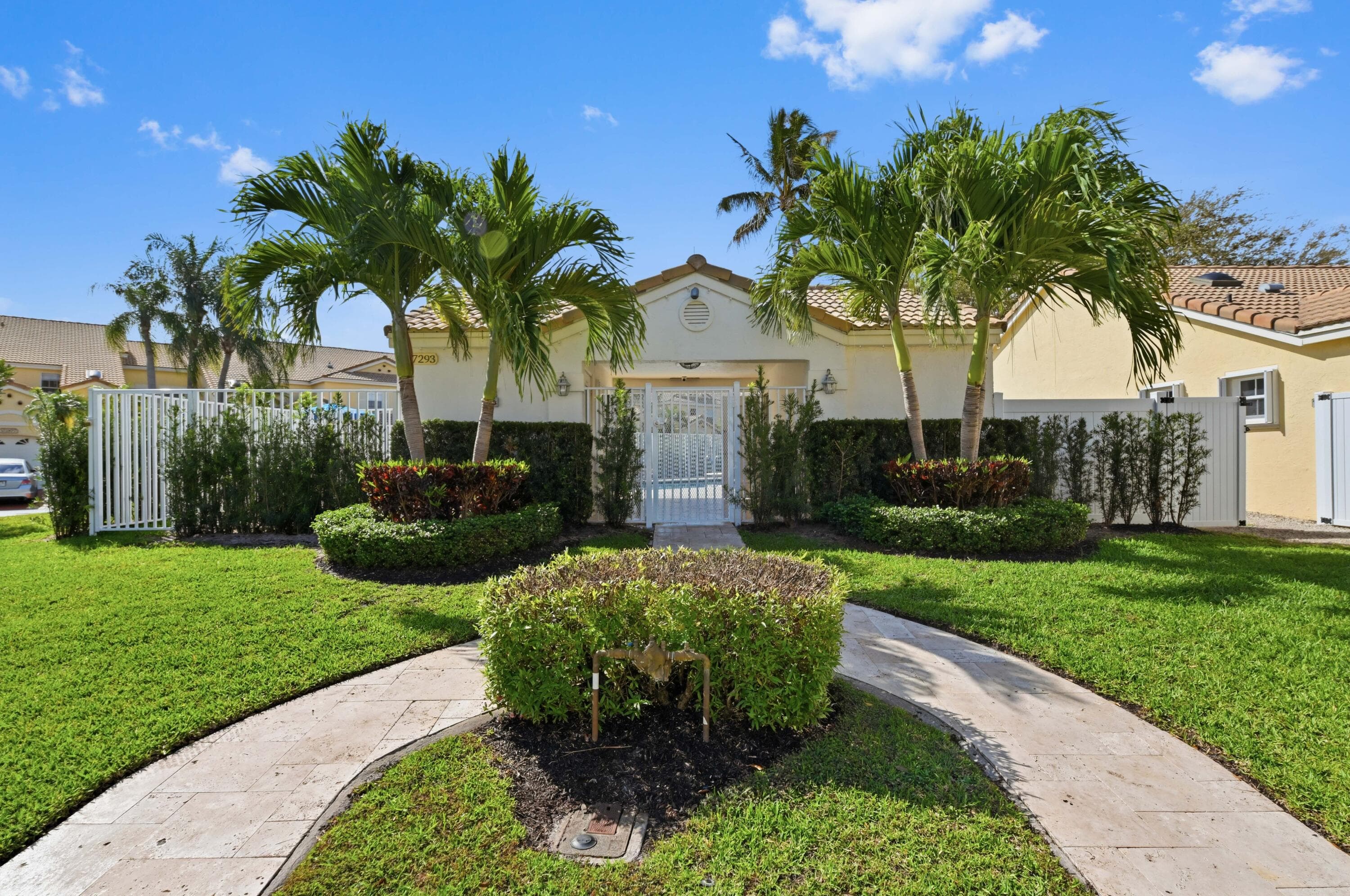 17221 Boca Club Boulevard 3, Boca Raton, FL 33487 — photo 30 of 47