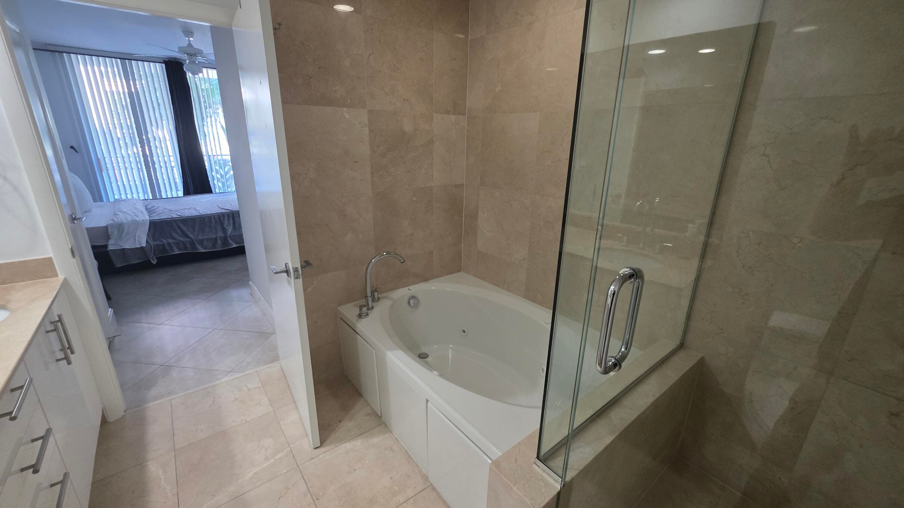 550 Okeechobee Boulevard 308, West Palm Beach, FL 33401 — photo 8 of 10