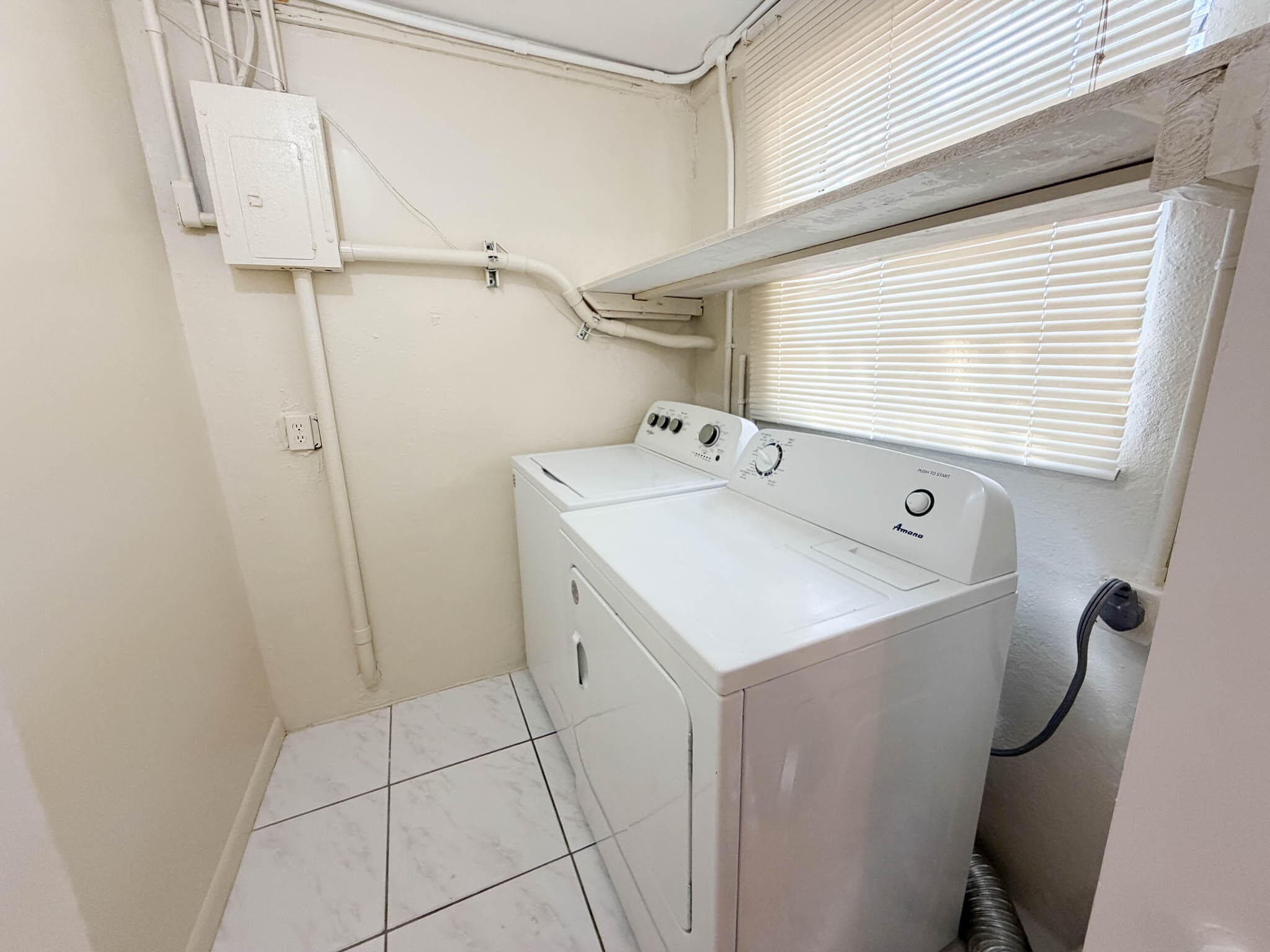 2250 NW 27th Street, Oakland Park, FL 33311 — photo 10 of 27