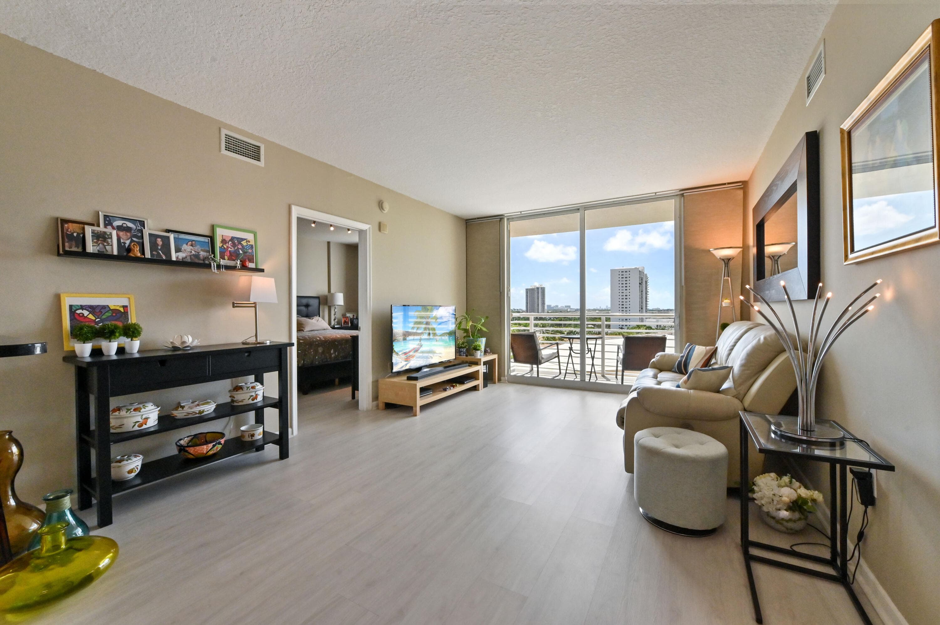 18800 NE 29th Avenue 816, Aventura, FL 33180 — photo 12 of 35