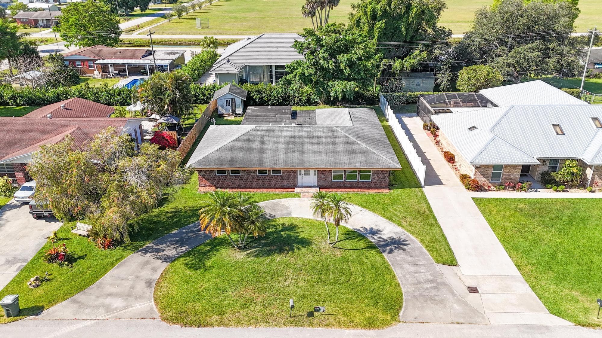 534 E Del Monte Avenue, Clewiston, FL 33440 — photo 8 of 51