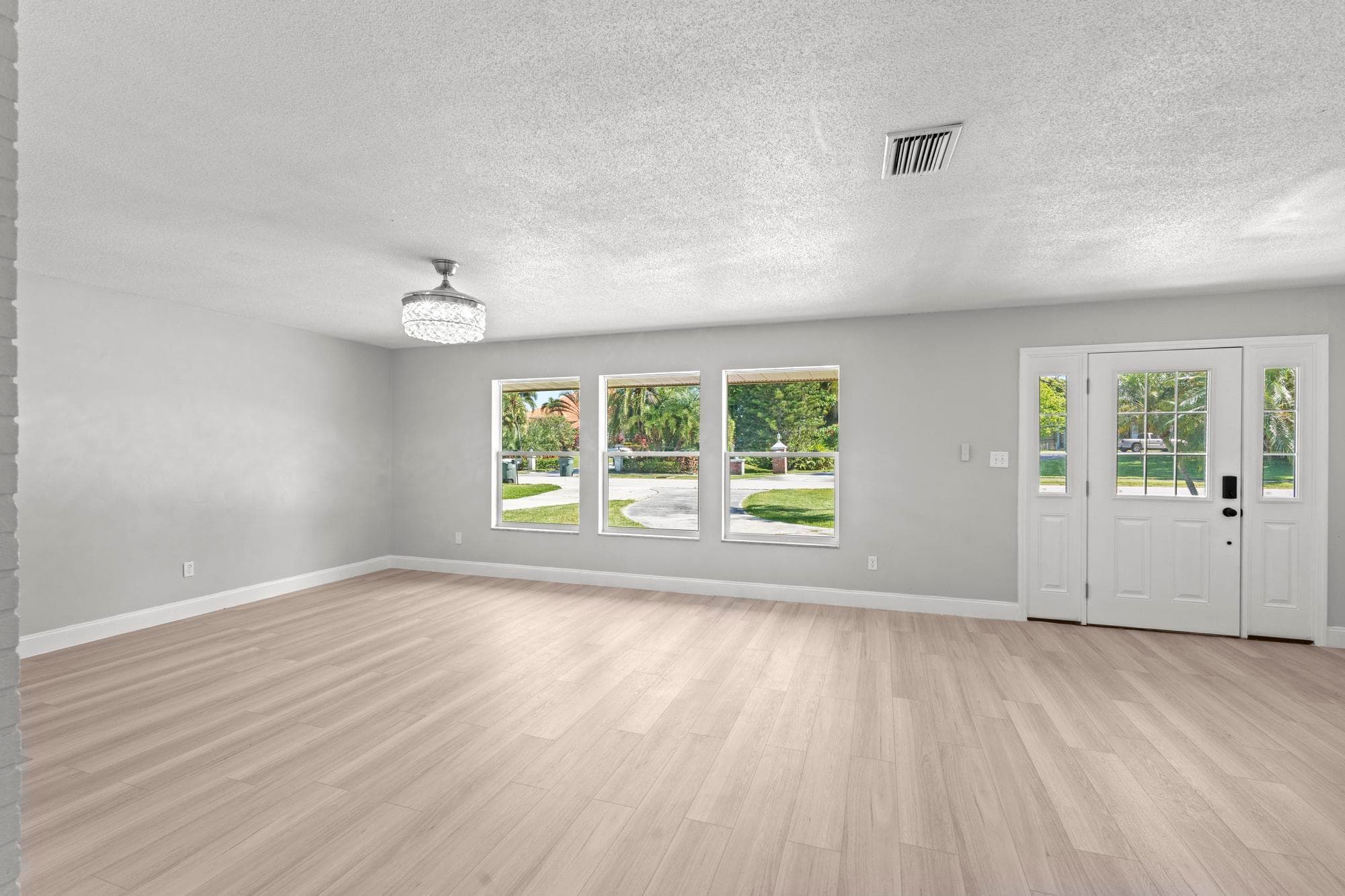 534 E Del Monte Avenue, Clewiston, FL 33440 — photo 29 of 51
