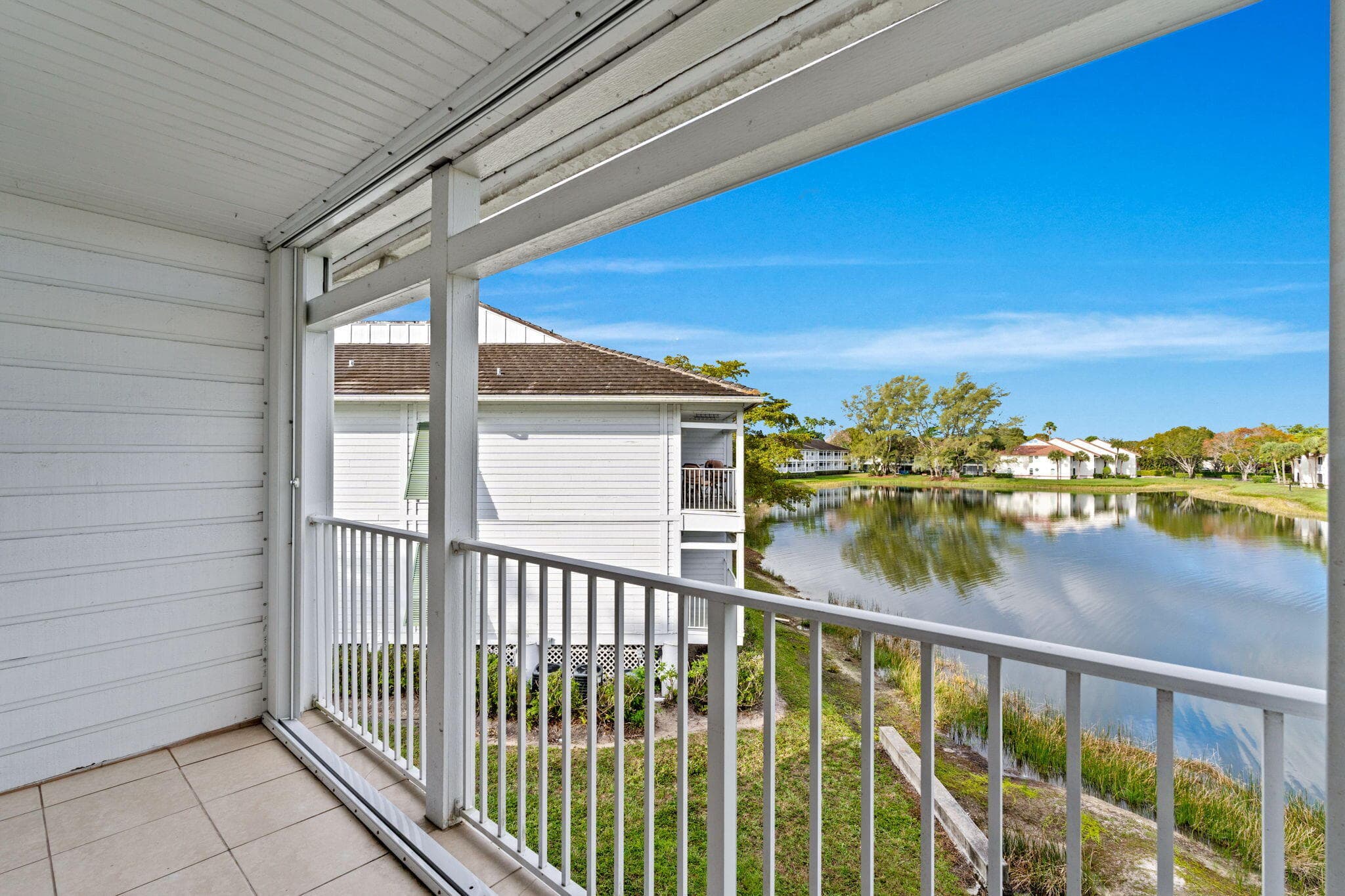 286 Cypress Point Drive, Palm Beach Gardens, FL 33418 — photo 15 of 38