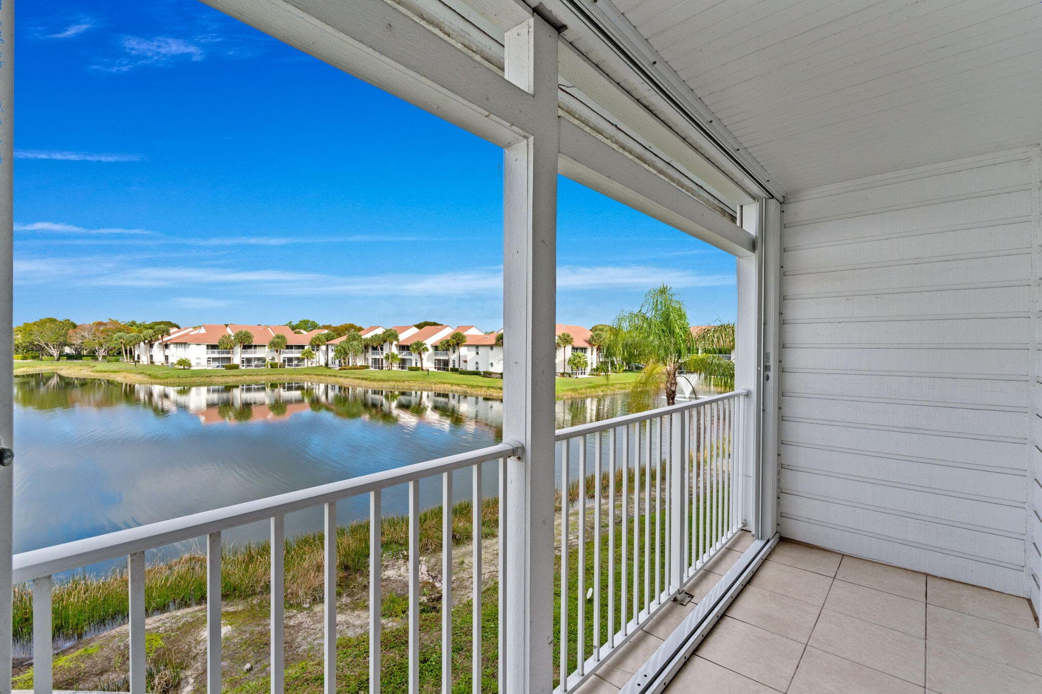 286 Cypress Point Drive, Palm Beach Gardens, FL 33418 — photo 16 of 38