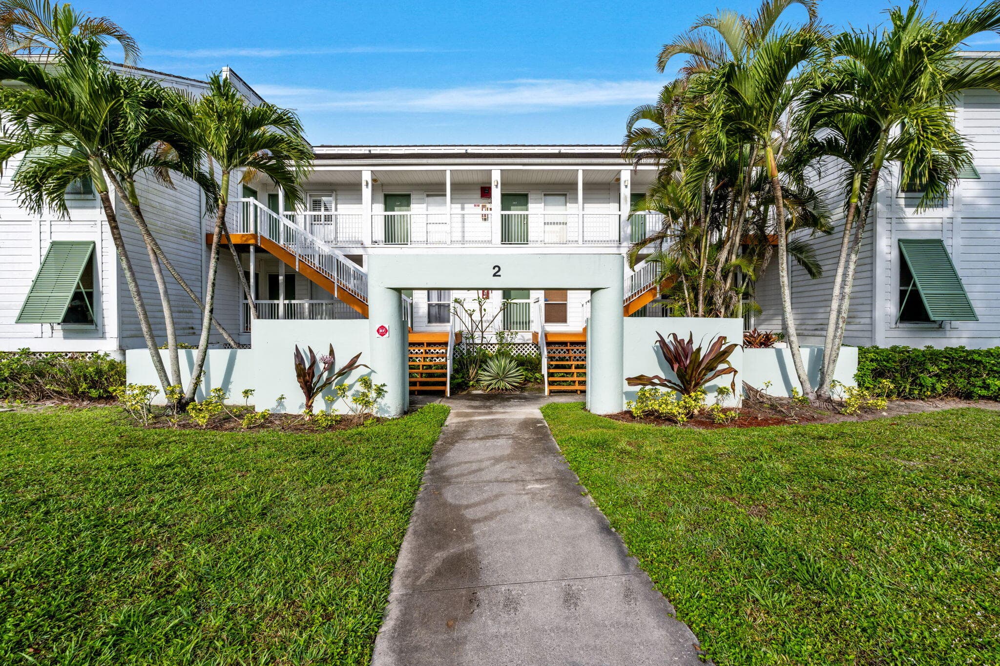 286 Cypress Point Drive, Palm Beach Gardens, FL 33418 — photo 19 of 38