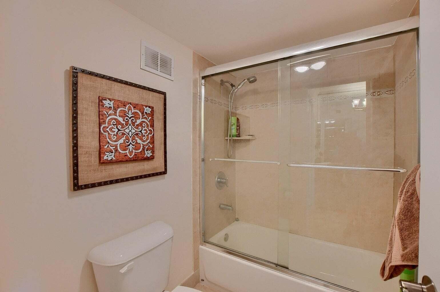 3 Royal Palm Way 102, Boca Raton, FL 33432 — photo 25 of 43