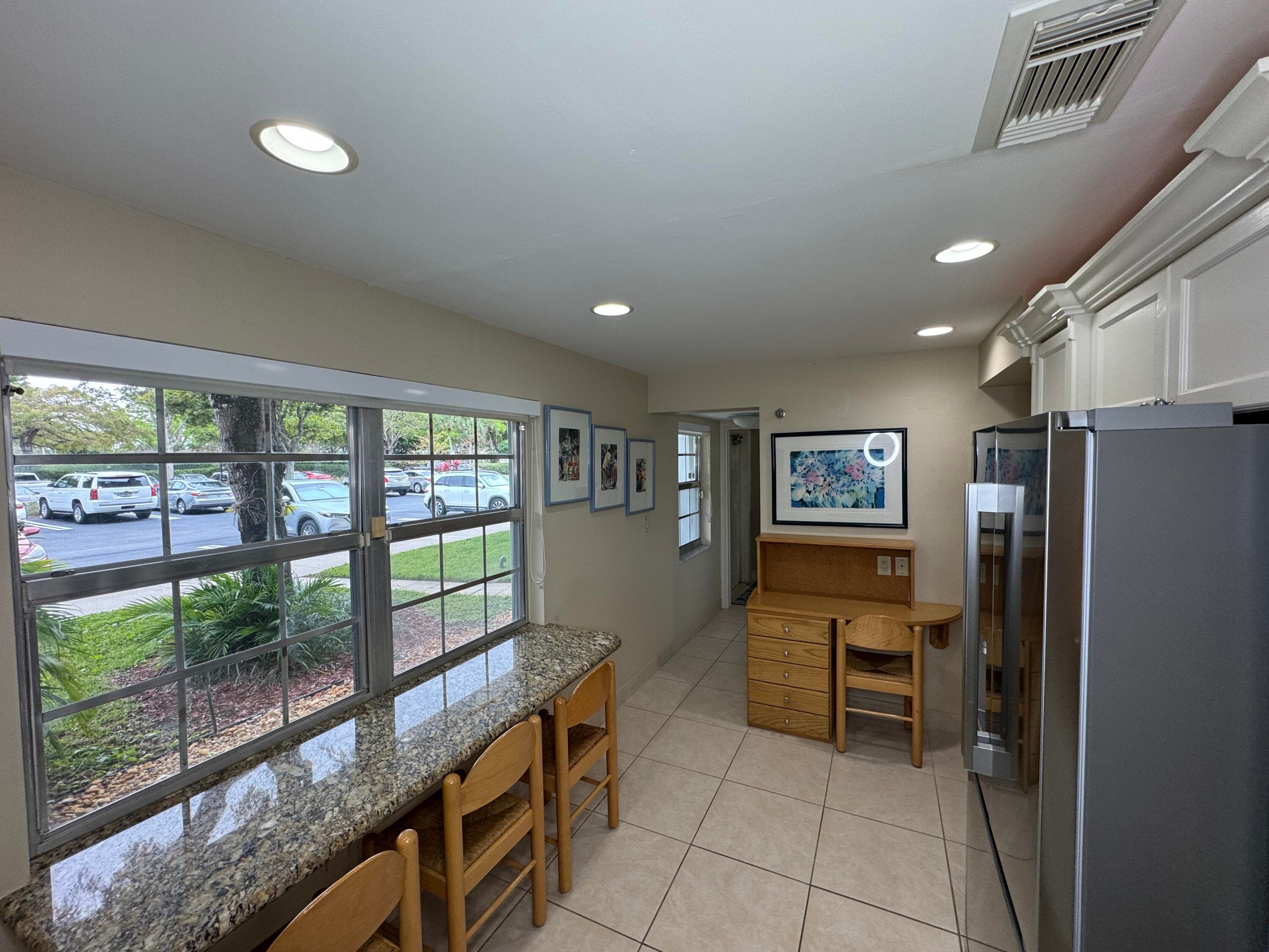 625 Oaks Drive 106, Pompano Beach, FL 33069 — photo 6 of 32