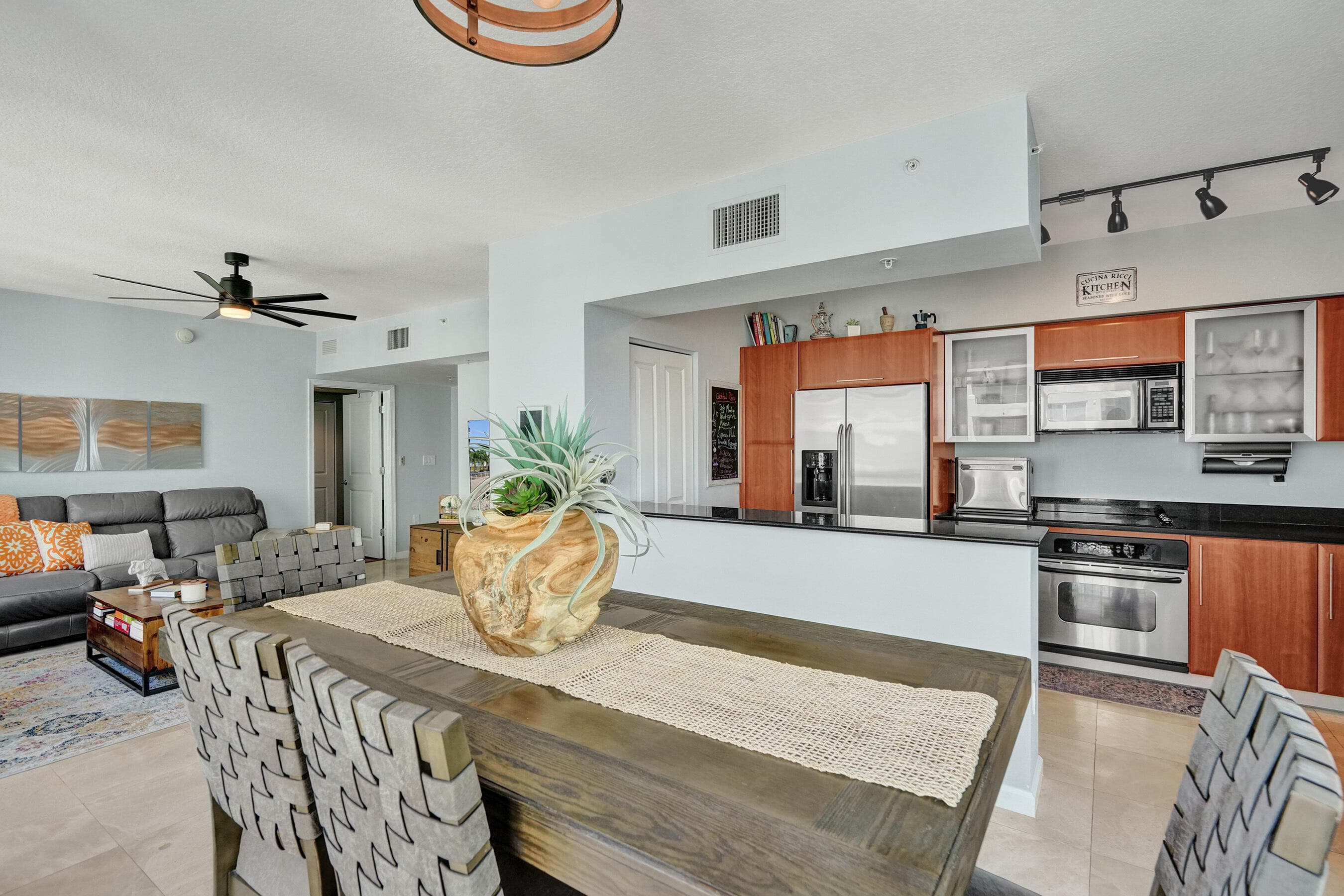 600 W Las Olas Boulevard 1803s, Fort Lauderdale, FL 33312 — photo 17 of 61