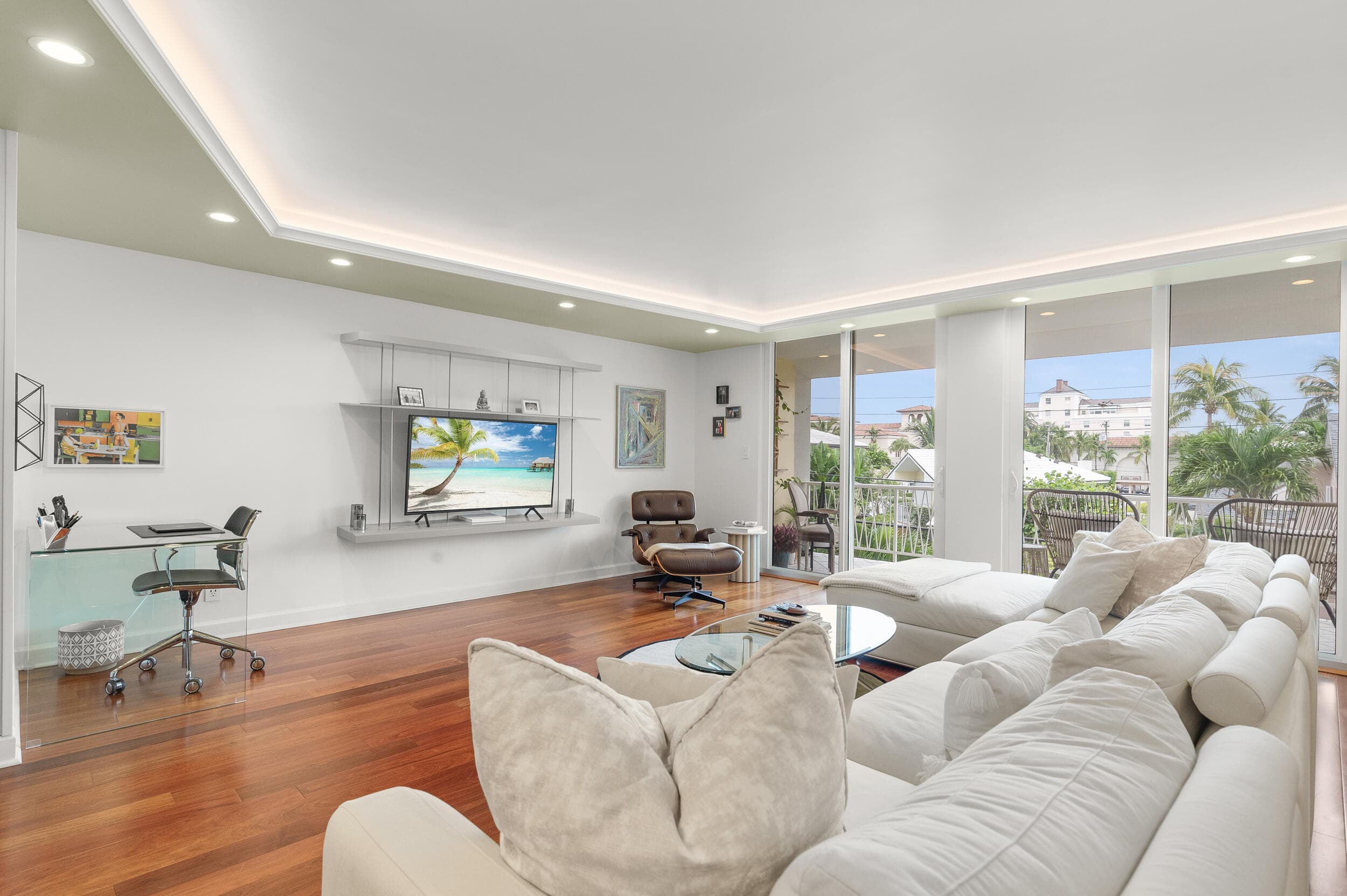 170 Chilean Avenue 3c, Palm Beach, FL 33480 — photo 2 of 24