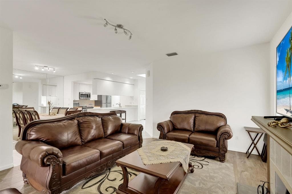 7334 Pine Creek Way, Port St. Lucie, FL 34986 — photo 4 of 37