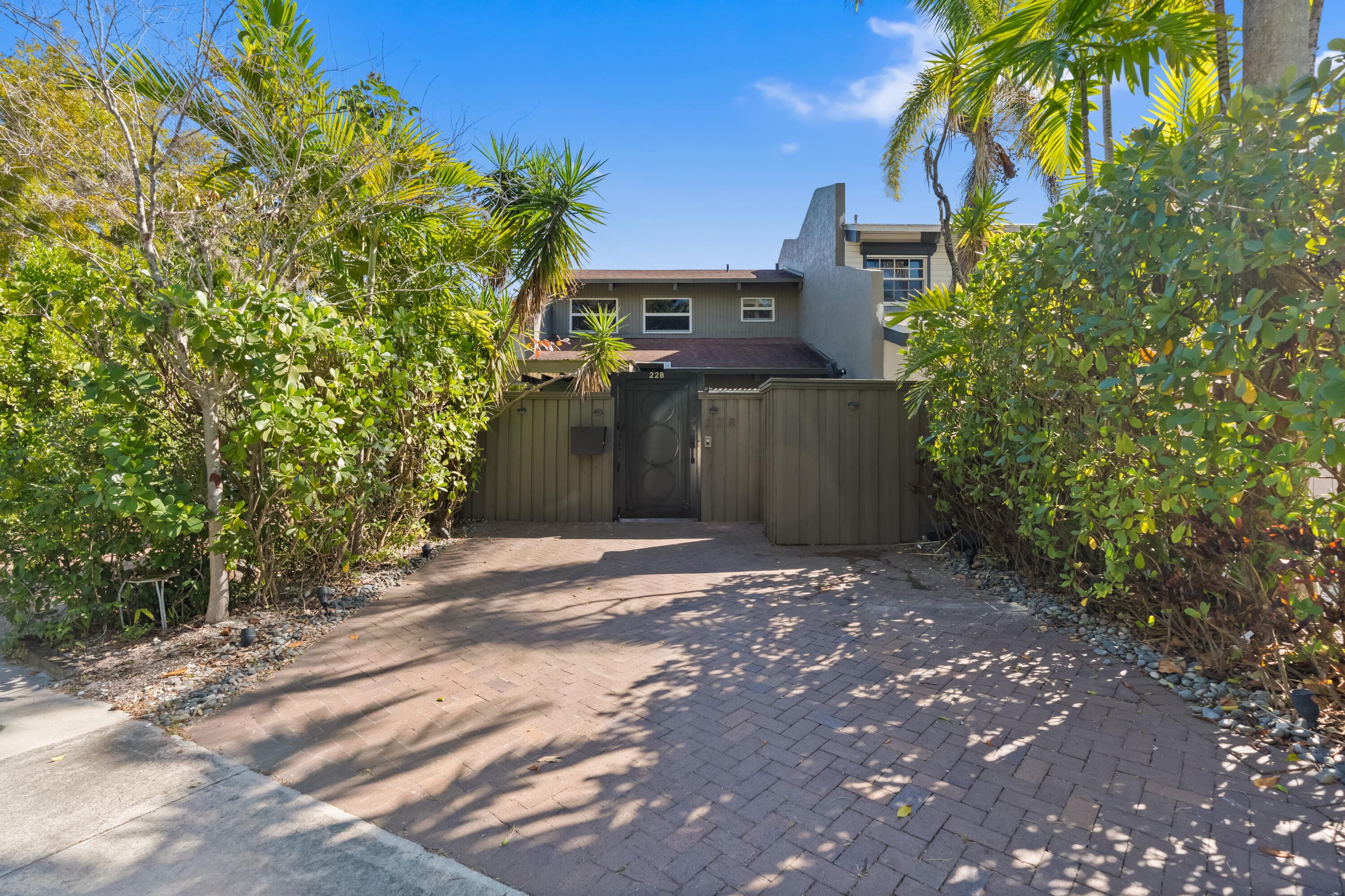 228 NE 16th Terrace, Fort Lauderdale, FL 33301 — photo 36 of 37
