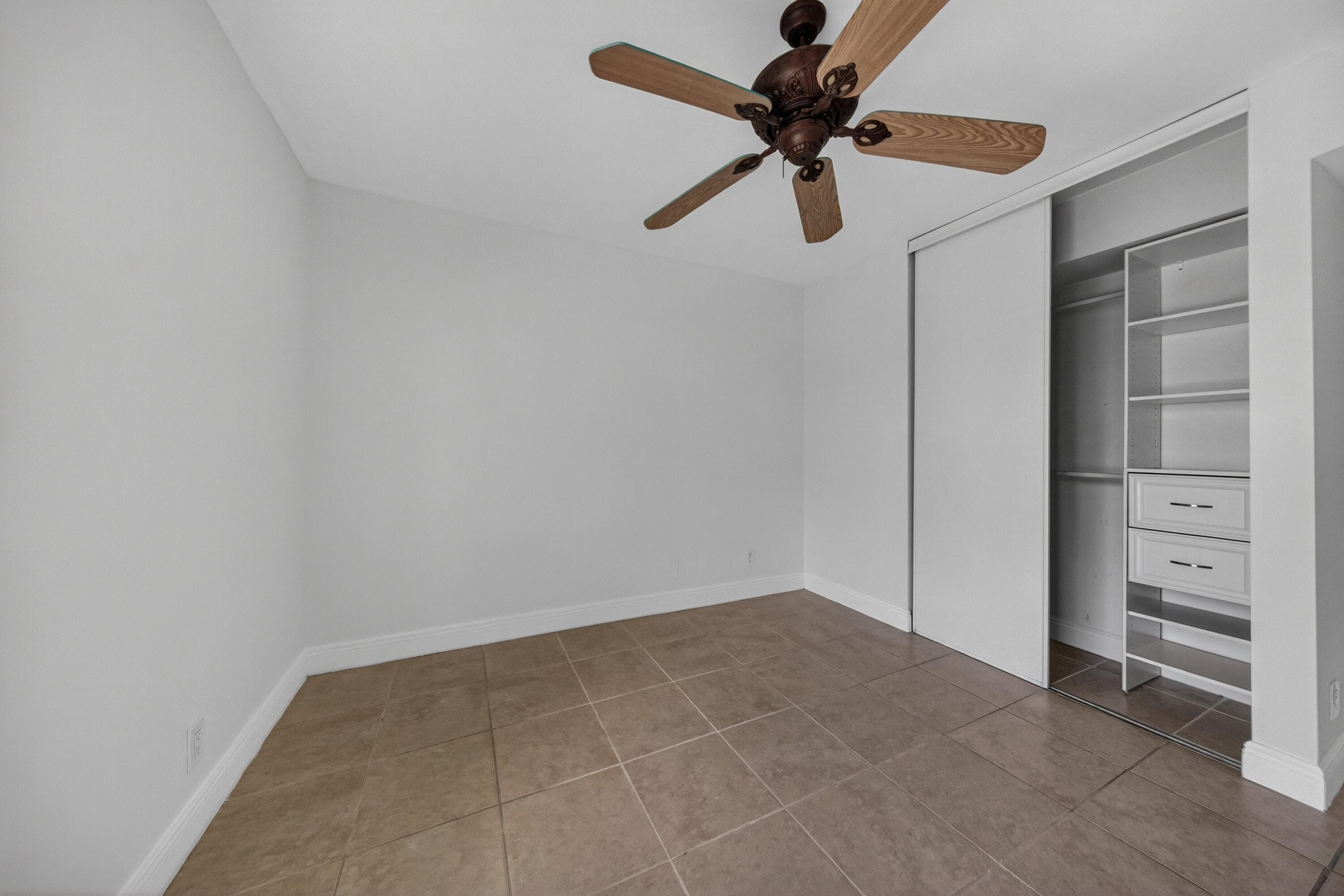8565 W Boca Glades Blvd W C, Boca Raton, FL 33434 — photo 14 of 32
