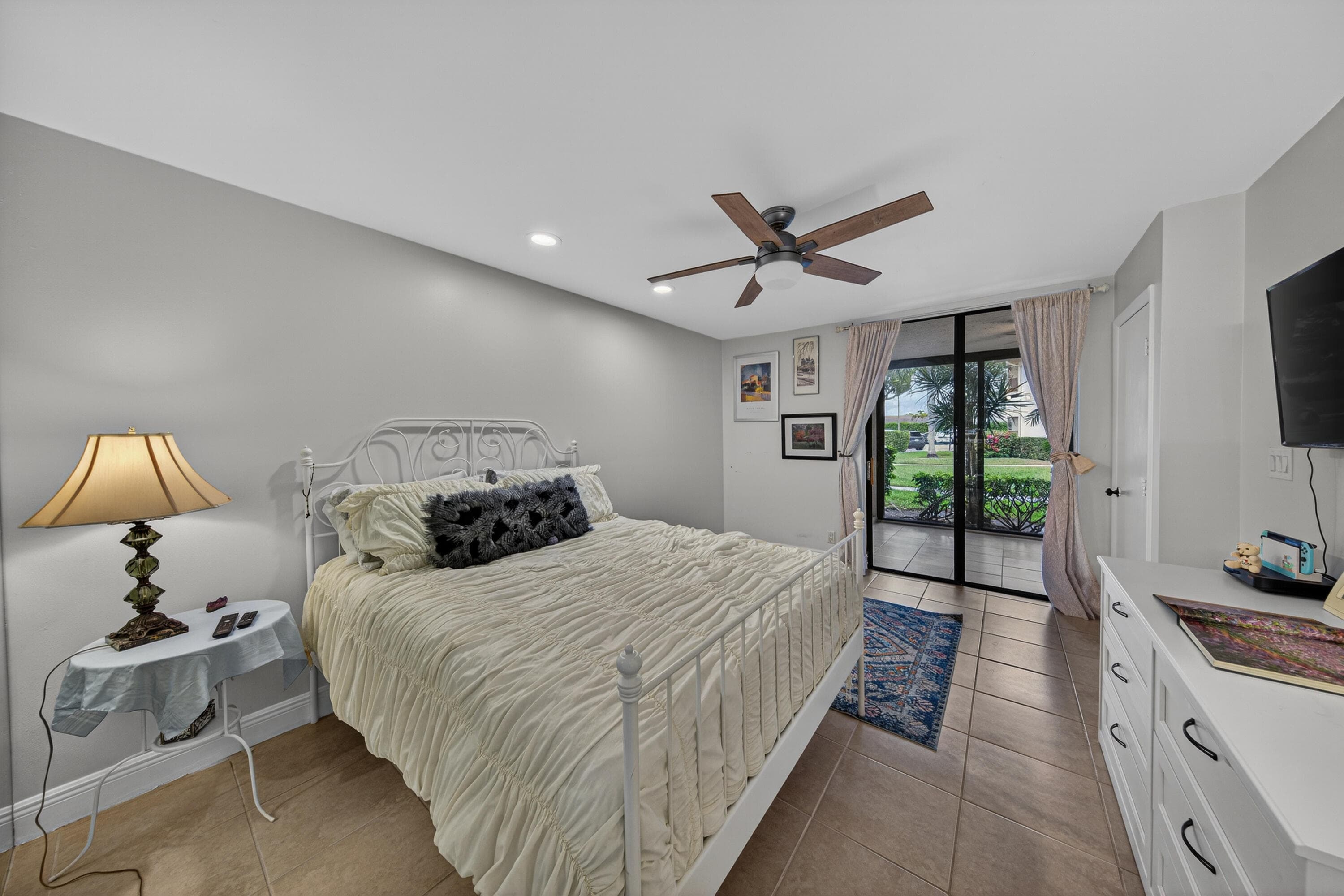 8565 W Boca Glades Blvd W C, Boca Raton, FL 33434 — photo 17 of 32