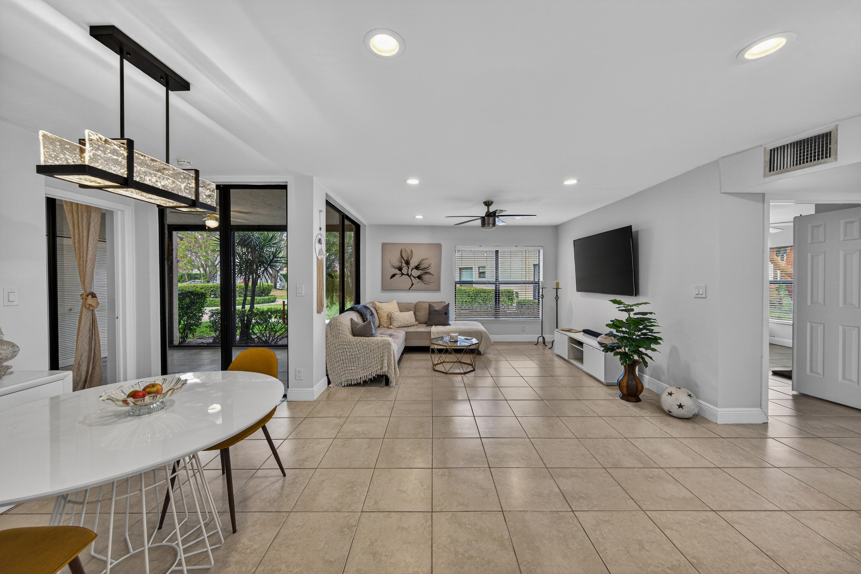 8565 W Boca Glades Blvd W C, Boca Raton, FL 33434 — photo 4 of 32