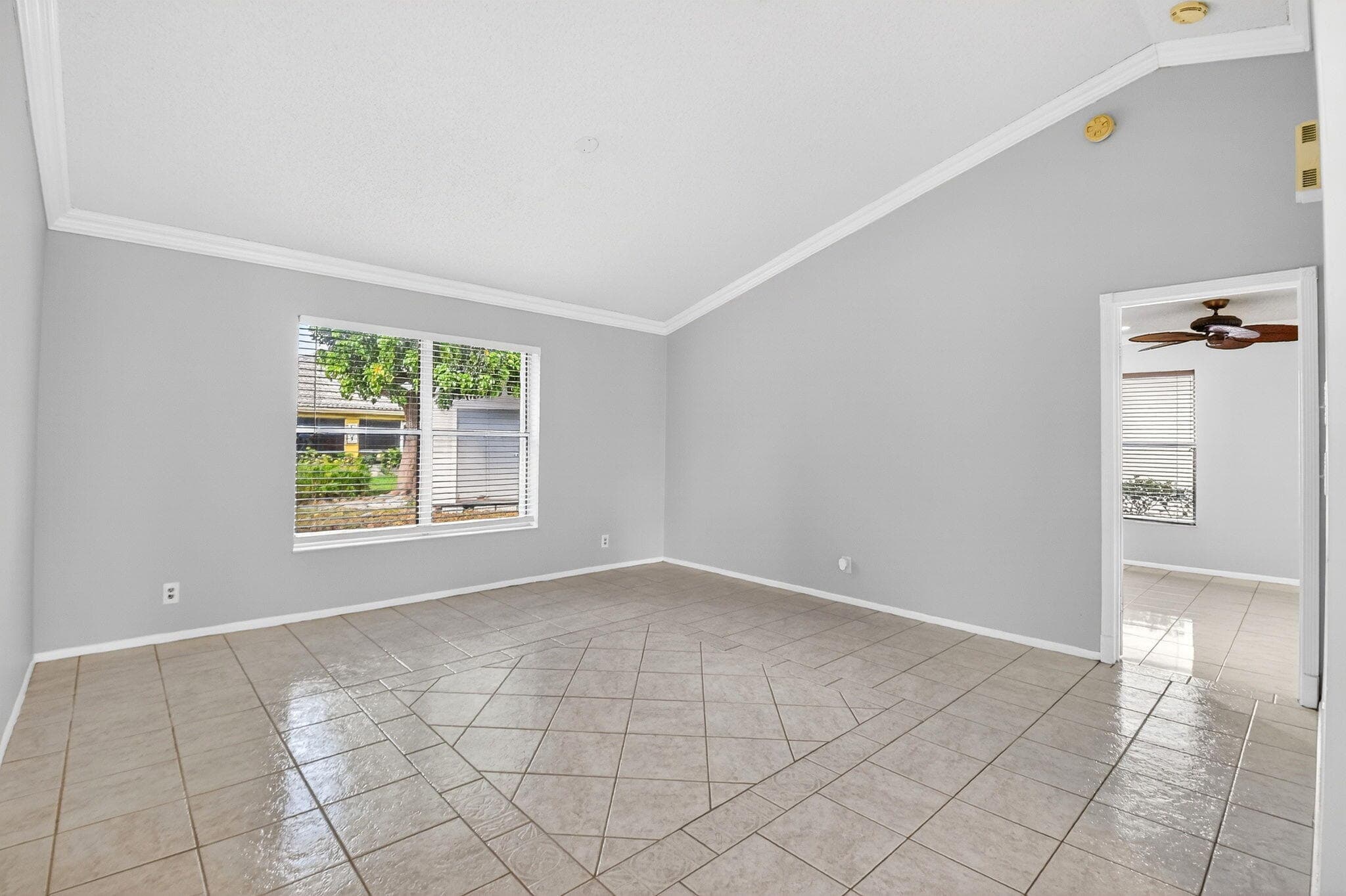 4105 S Shelley Rd Road S, West Palm Beach, FL 33407 — photo 3 of 29