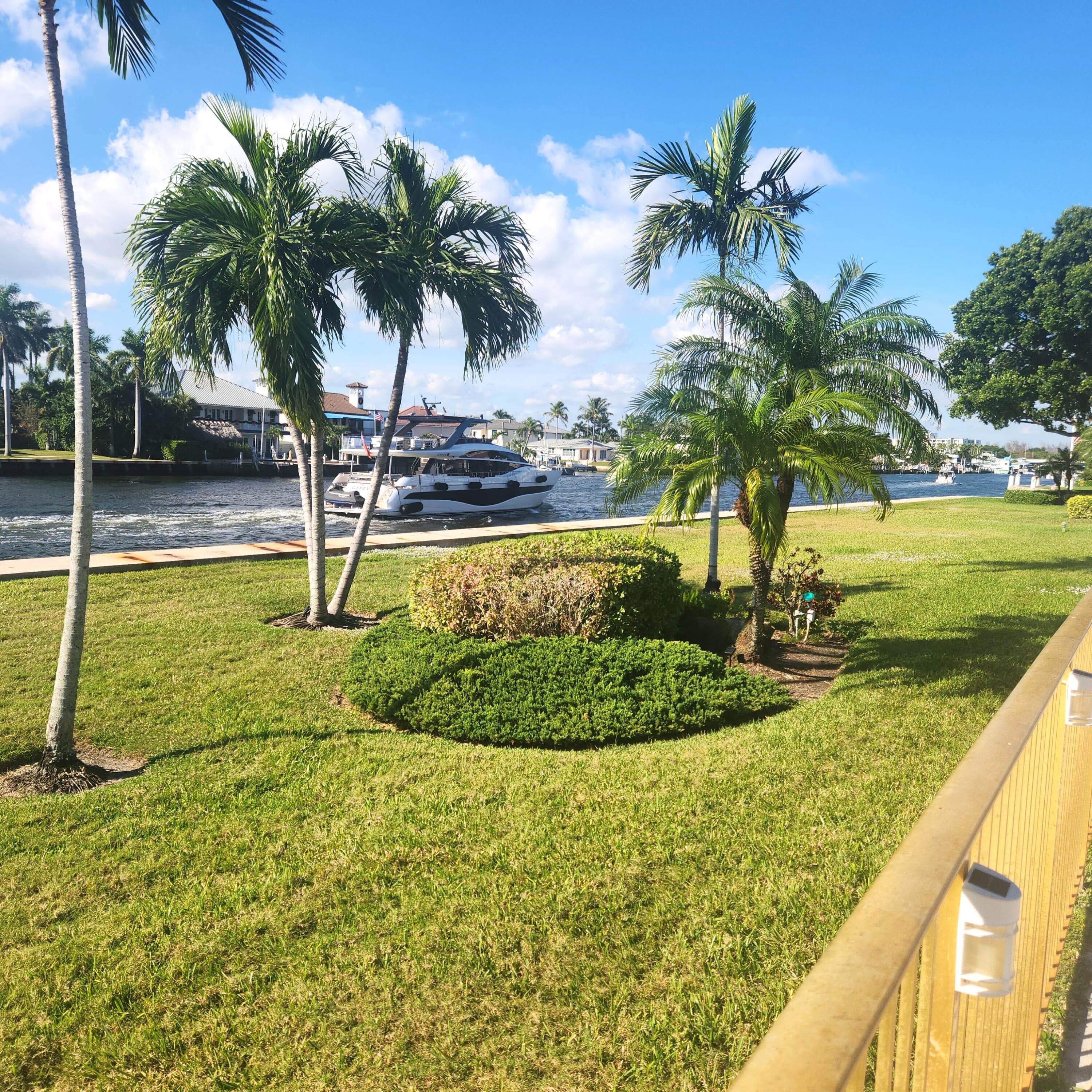 745 SE 19th Avenue 112, Deerfield Beach, FL 33441 — photo 15 of 16