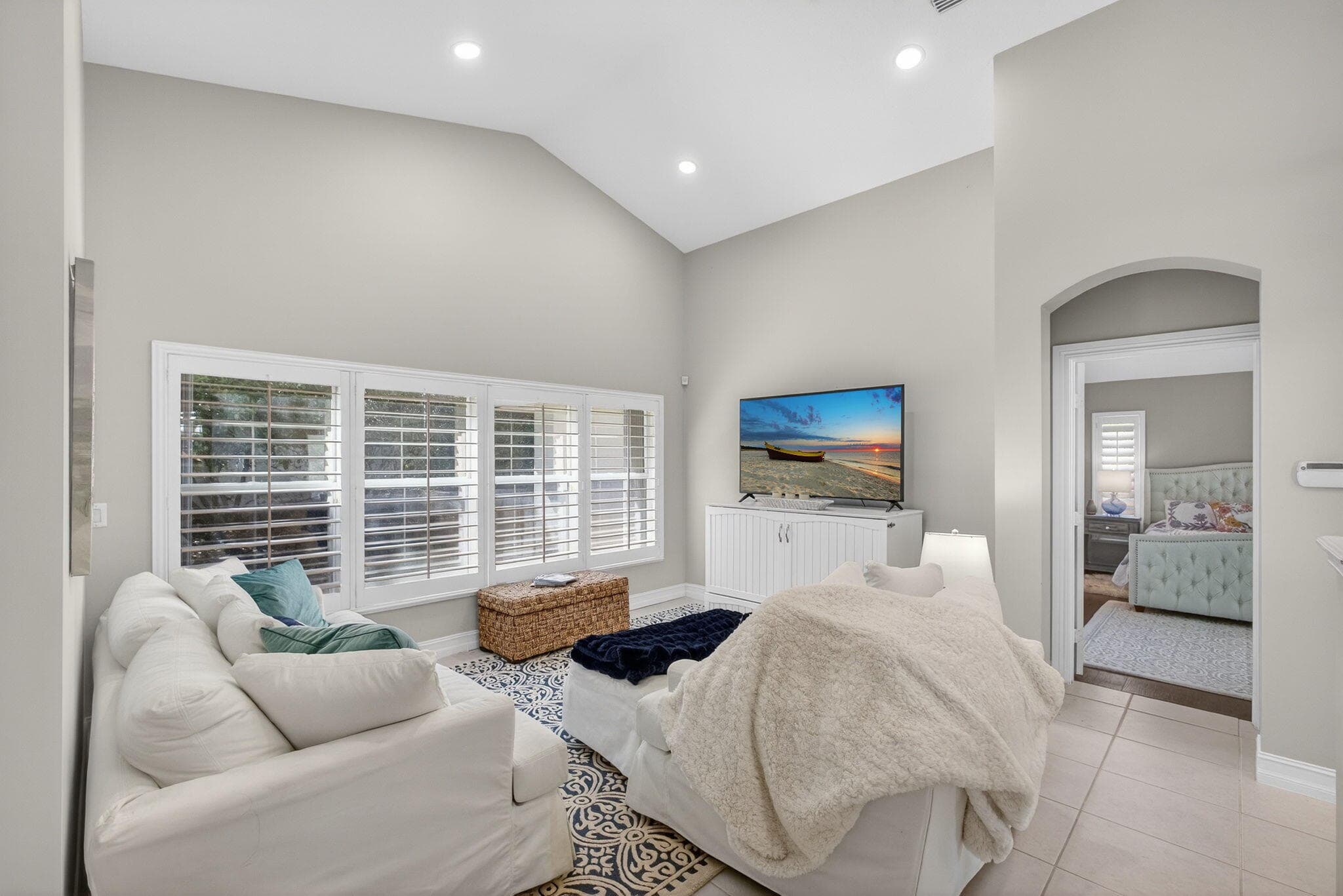 8075 SE Governors Way, Hobe Sound, FL 33455 — photo 14 of 35