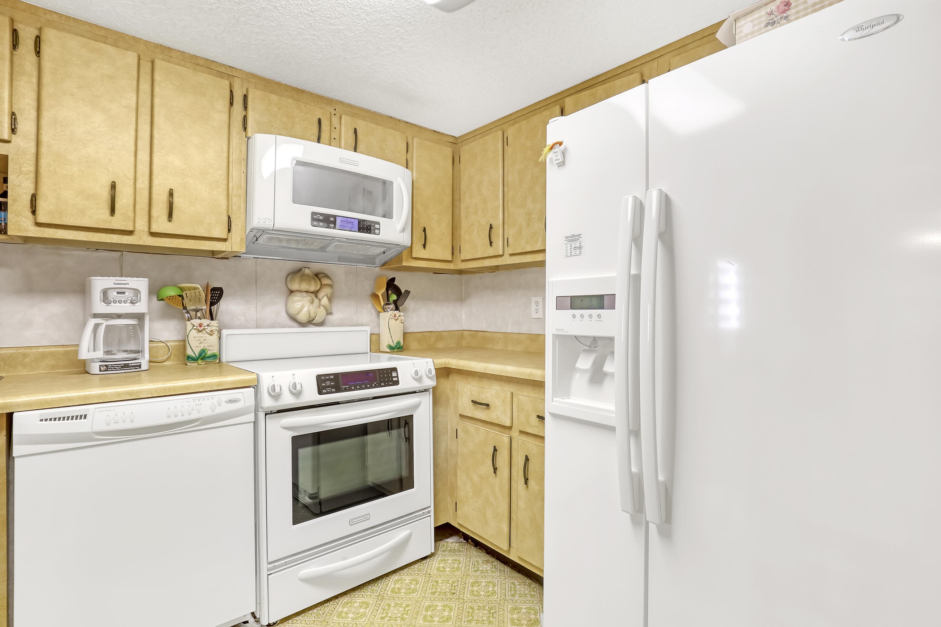 2800 N Ocean Drive A-3c, Riviera Beach, FL 33404 — photo 10 of 33
