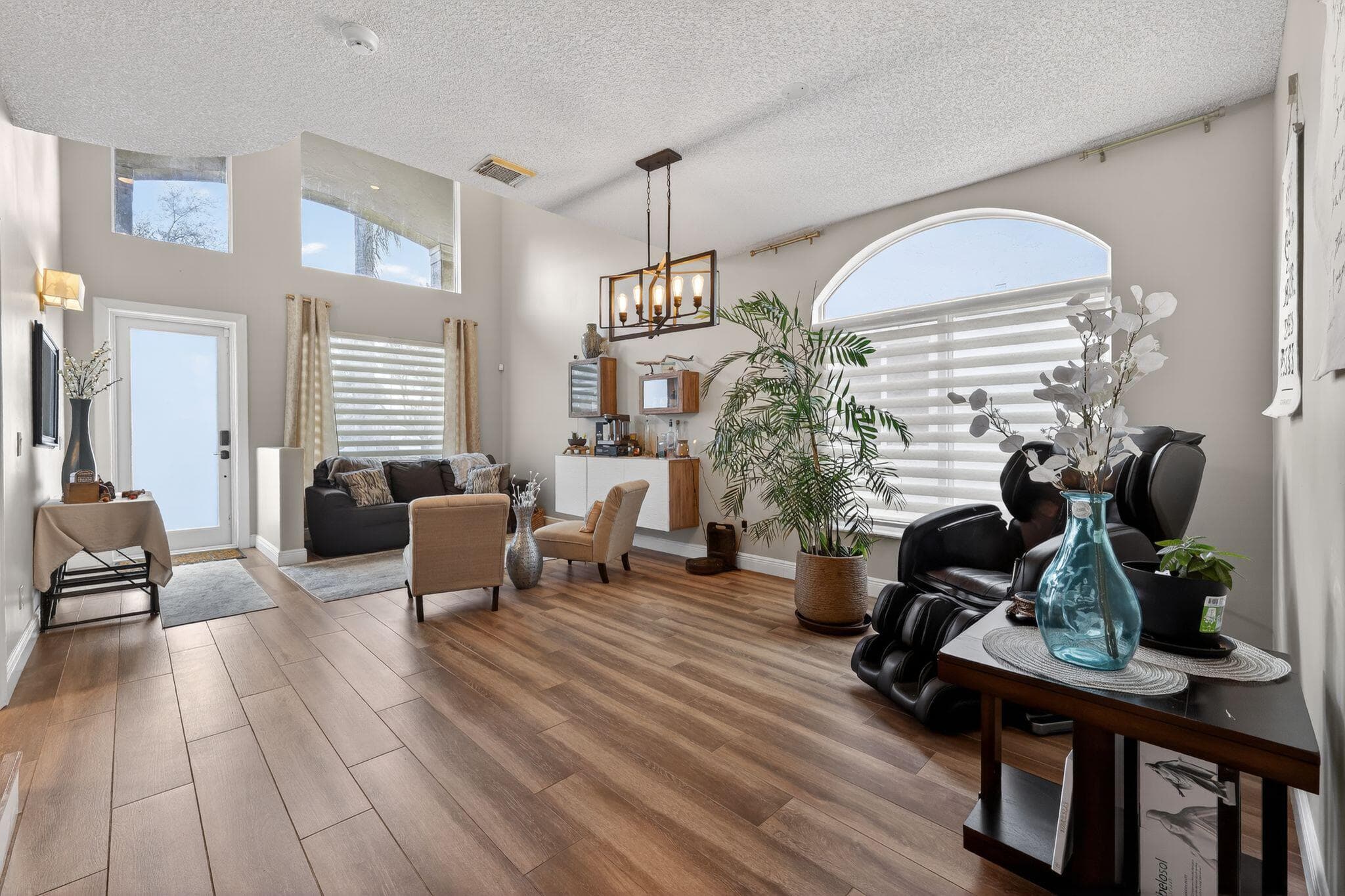 1776 NW 78th Avenue, Pembroke Pines, FL 33024 — photo 6 of 32
