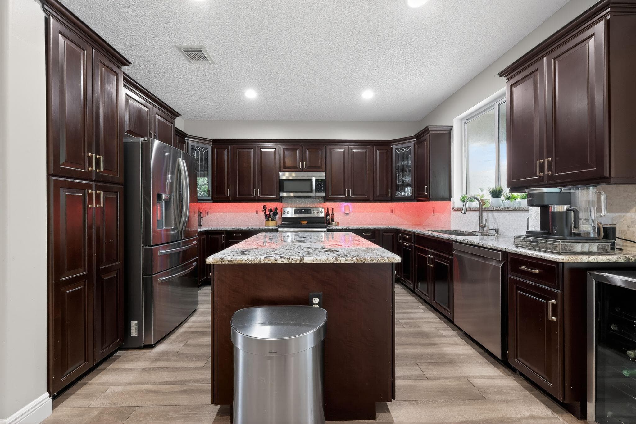 1776 NW 78th Avenue, Pembroke Pines, FL 33024 — photo 8 of 32