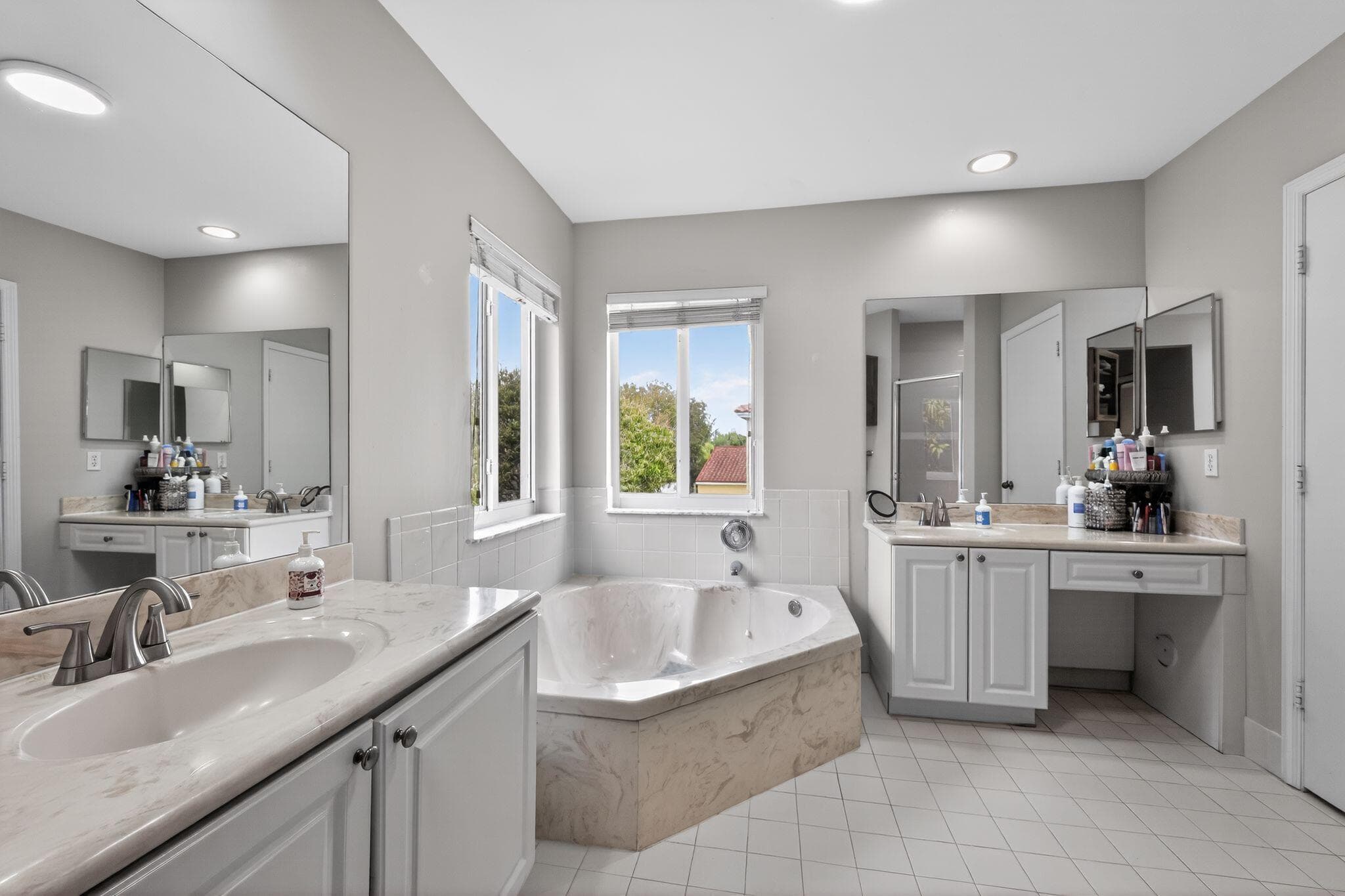 1776 NW 78th Avenue, Pembroke Pines, FL 33024 — photo 14 of 32