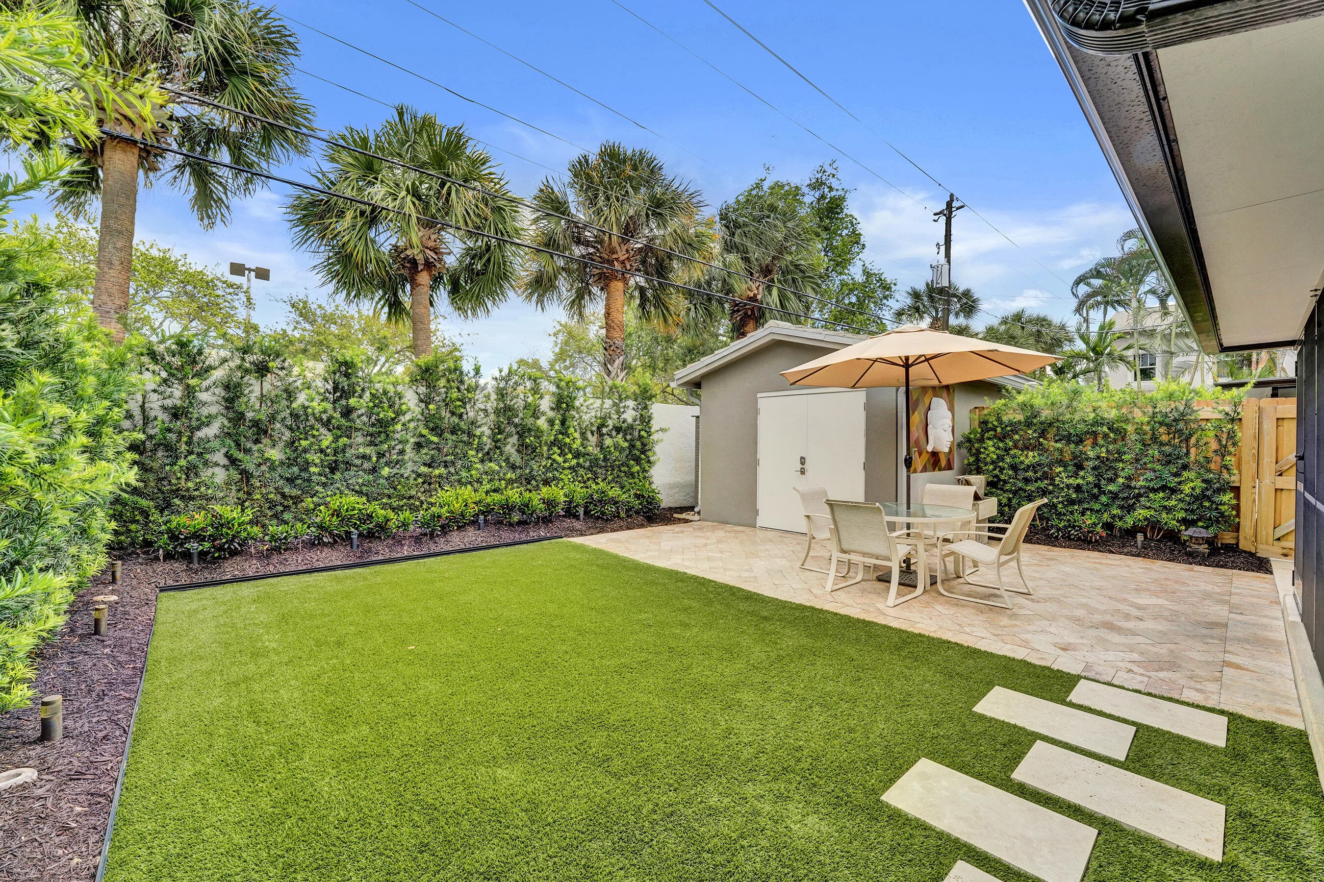2610 NE 10th Terrace 2608-2610, Wilton Manors, FL 33334 — photo 74 of 80