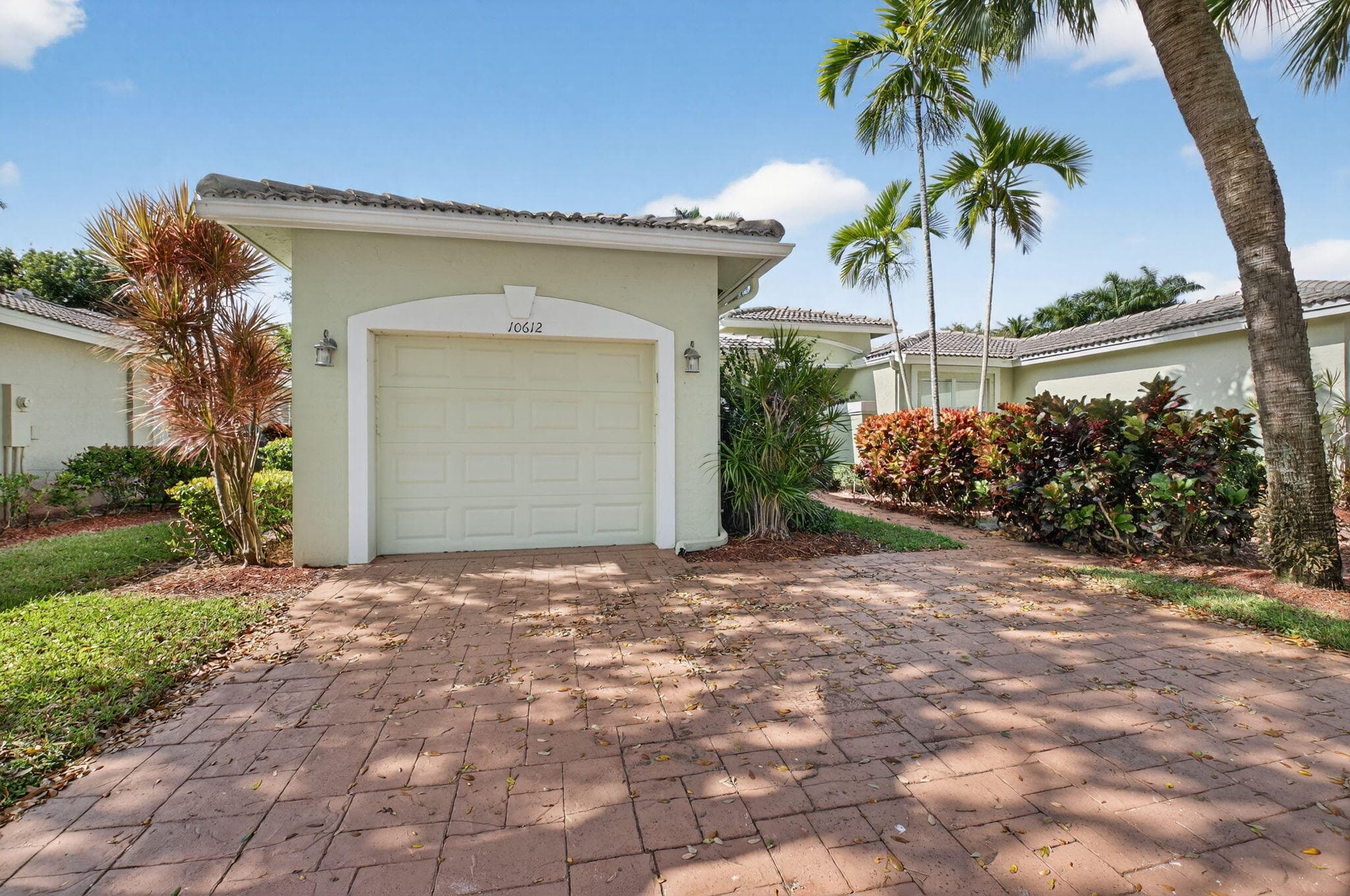 10612 Royal Caribbean Circle, Boynton Beach, FL 33437 — photo 2 of 63