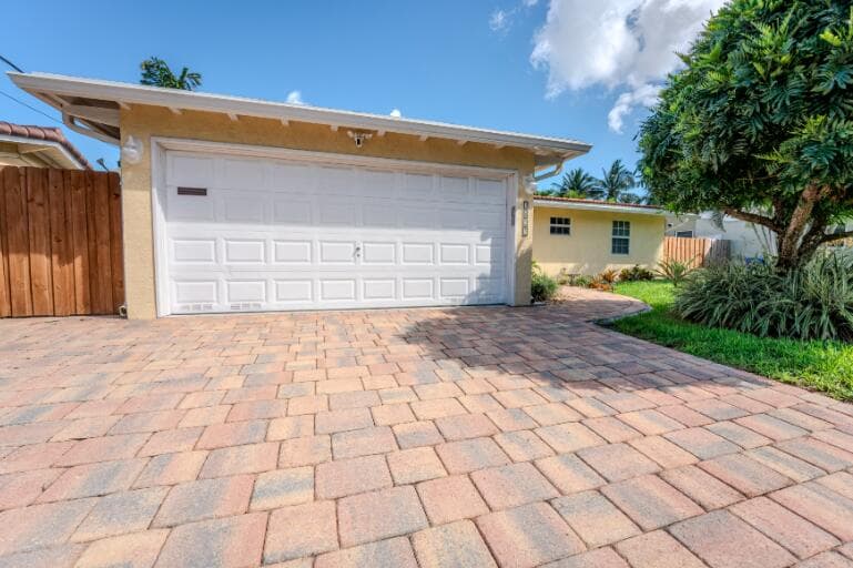 1625 SW 5th Court, Fort Lauderdale, FL 33312 — photo 4 of 24
