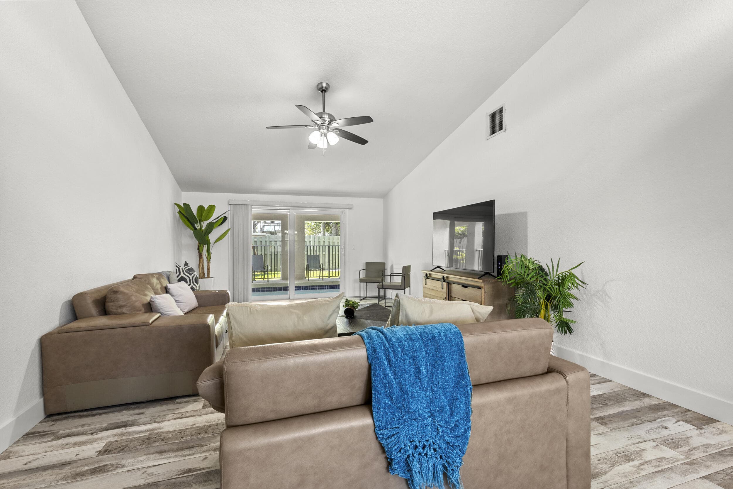 944 Hansen Street, West Palm Beach, FL 33405 — photo 25 of 33