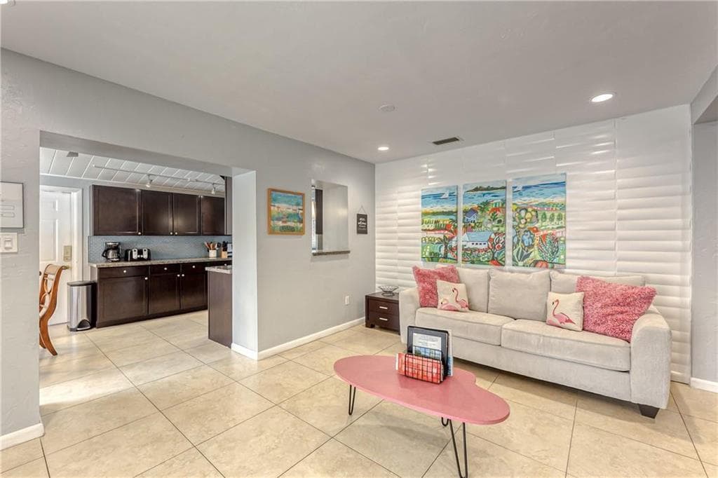 1517 NE 17th Terrace, Fort Lauderdale, FL 33304 — photo 11 of 35