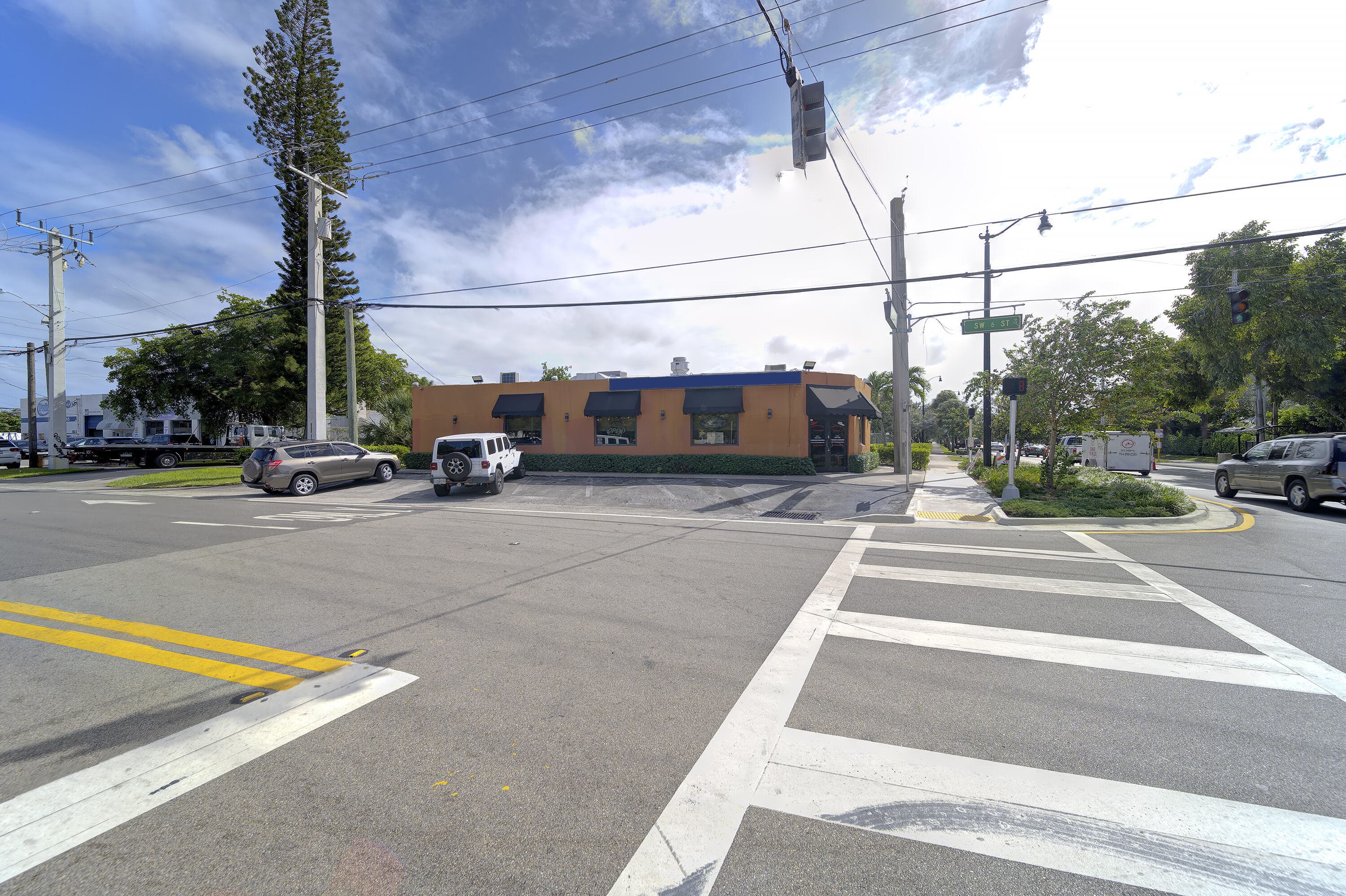 600 S Dixie Hwy W W, Pompano Beach, FL — photo 2 of 21