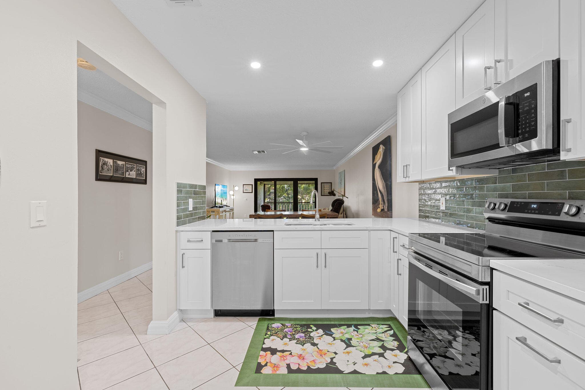 9193 Pecky Cypress Lane 6f, Boca Raton, FL 33428 — photo 3 of 23