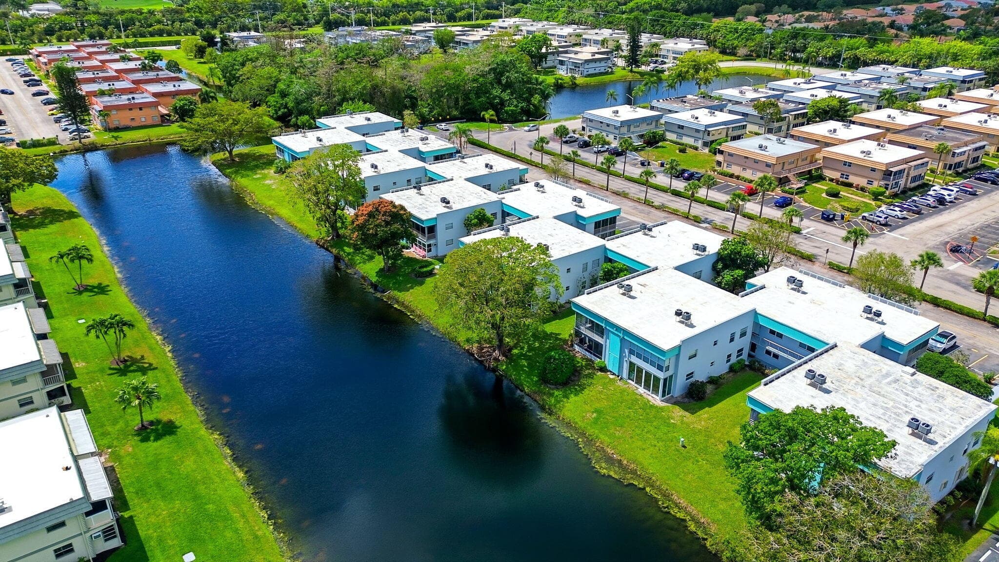 418 Monaco I Court 418, Delray Beach, FL 33446 — photo 4 of 40