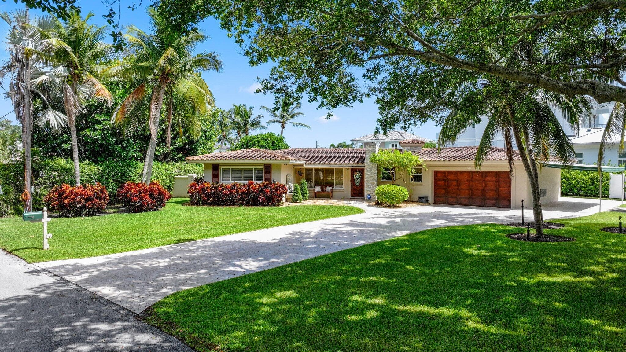 910 Banyan Drive, Delray Beach, FL 33483 — photo 1 of 53