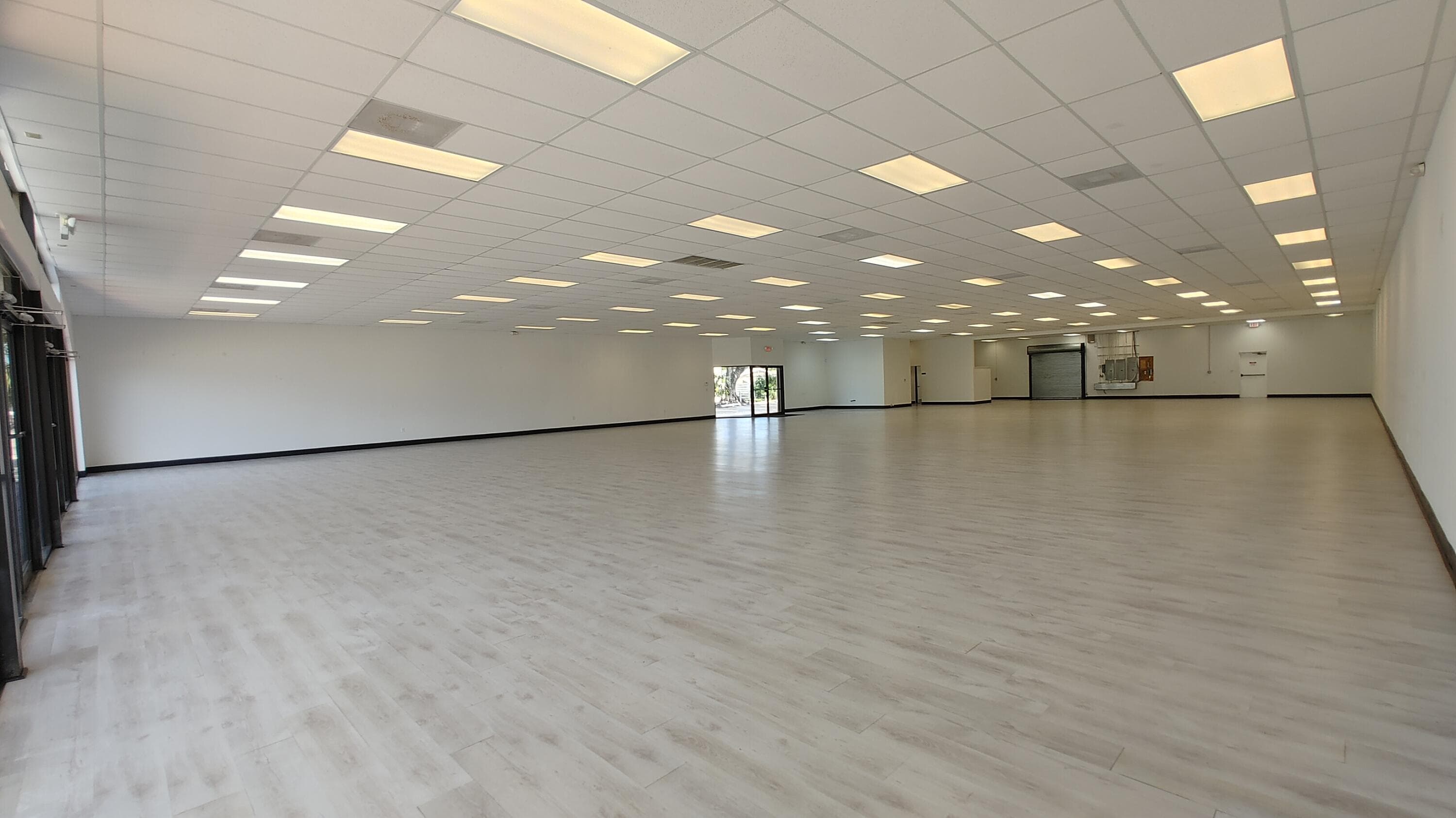 2050 N University Drive, Sunrise, FL — photo 4 of 14
