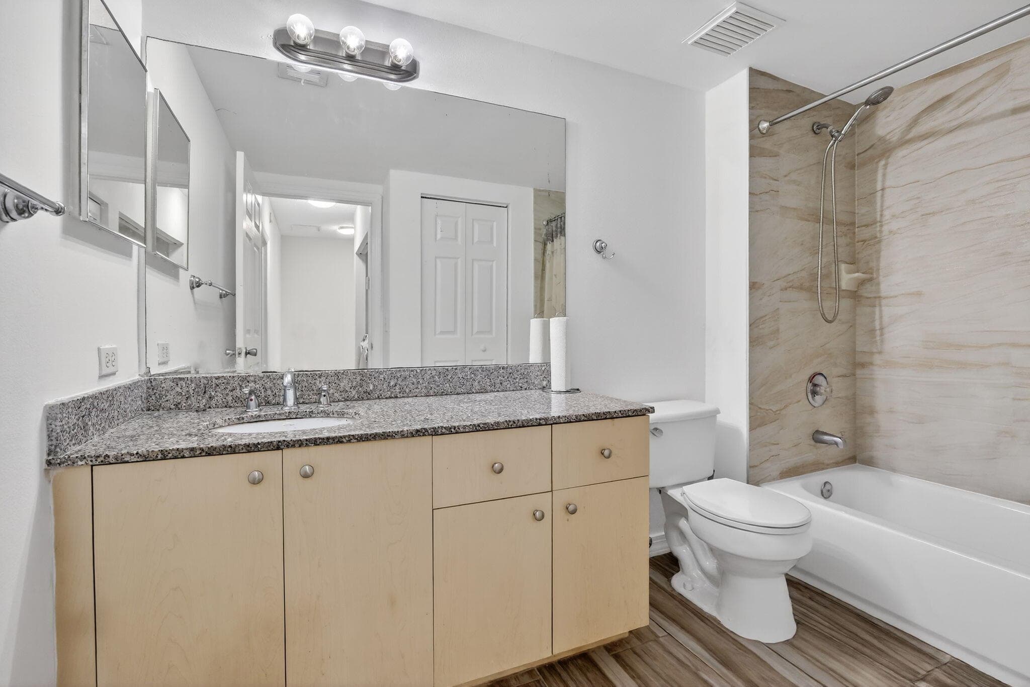 2486 Centergate Drive 204, Miramar, FL 33025 — photo 19 of 32