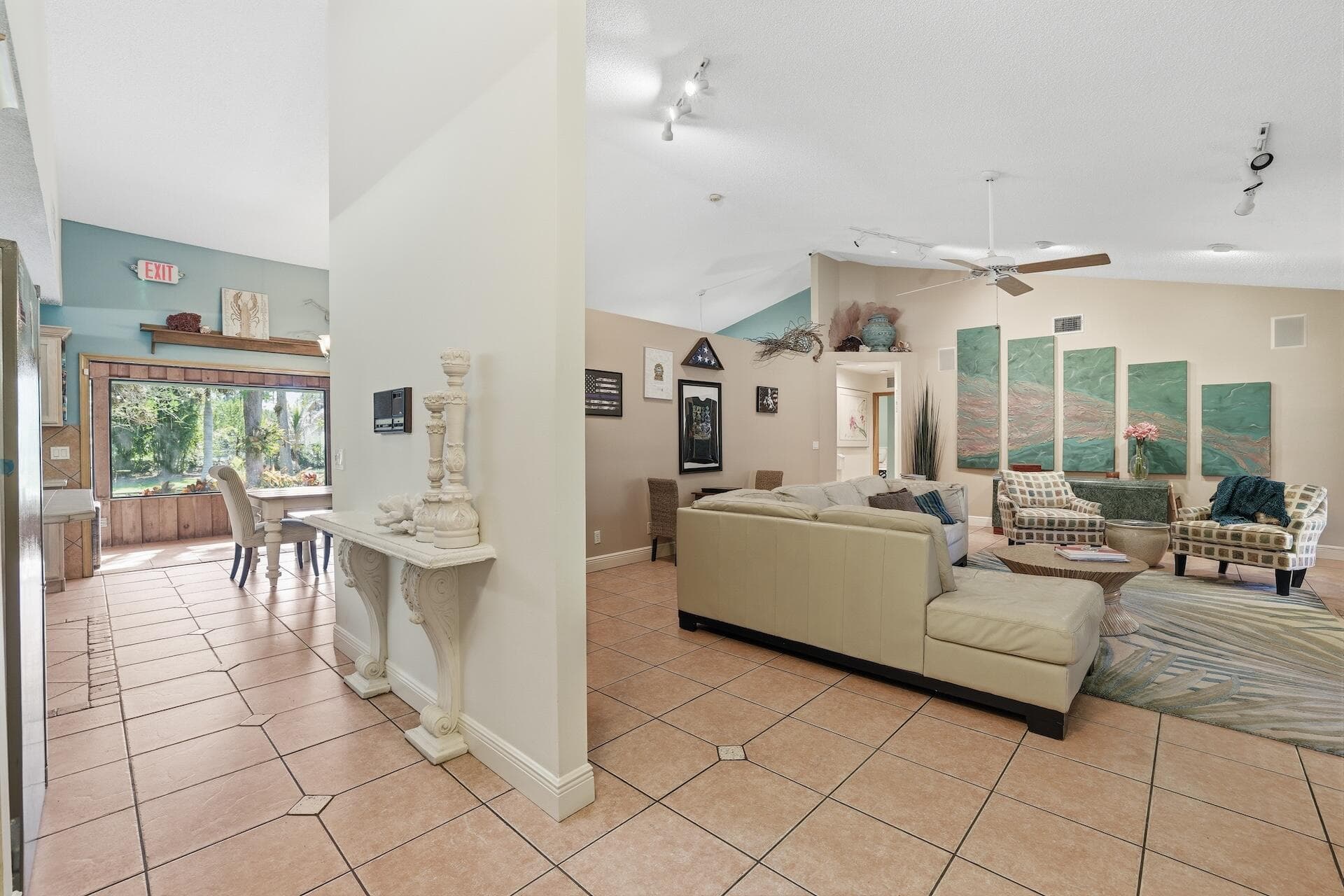 180 Elaine Road, West Palm Beach, FL 33415 — photo 5 of 58