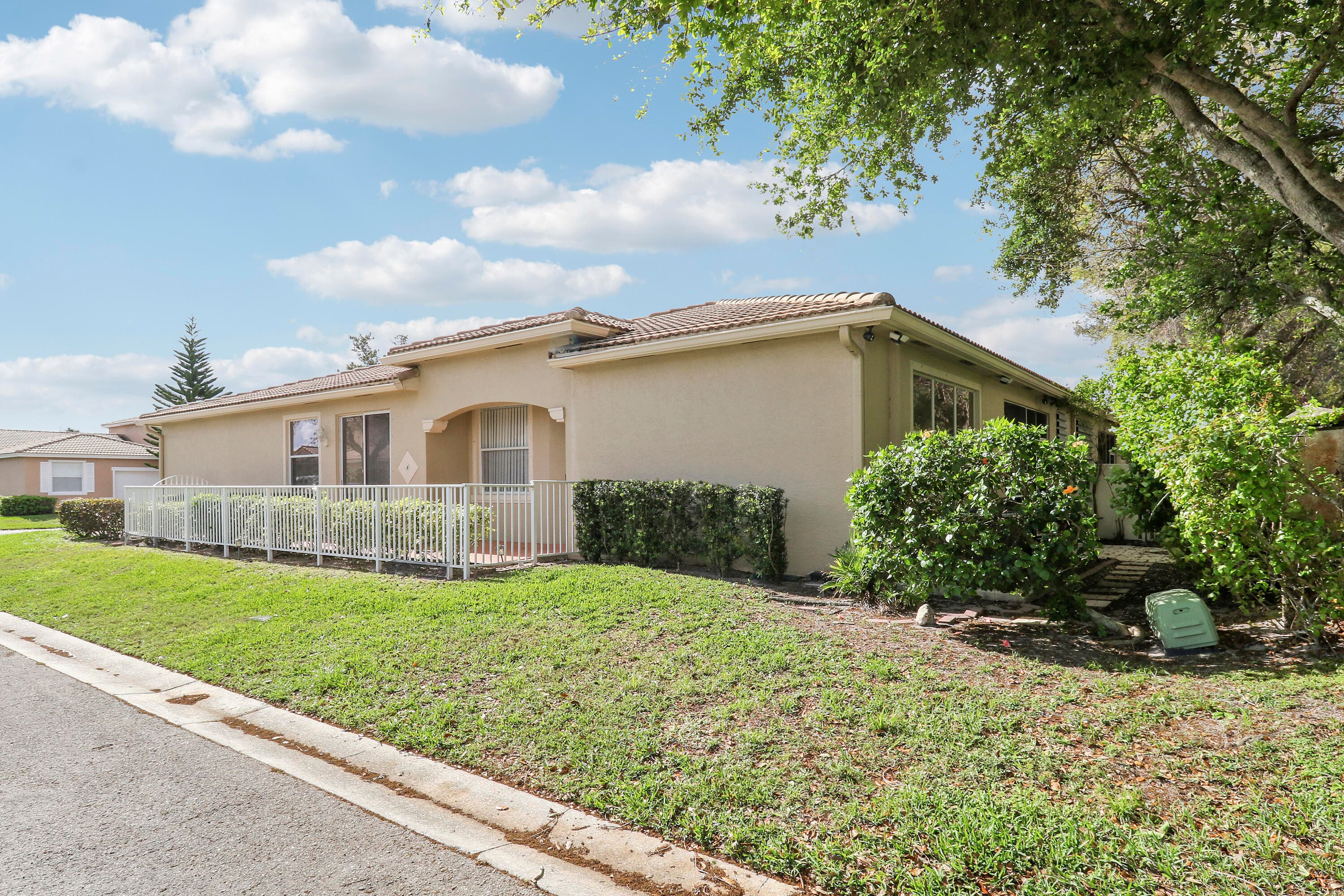 2199 Man Of War, West Palm Beach, FL 33411 — photo 2 of 18