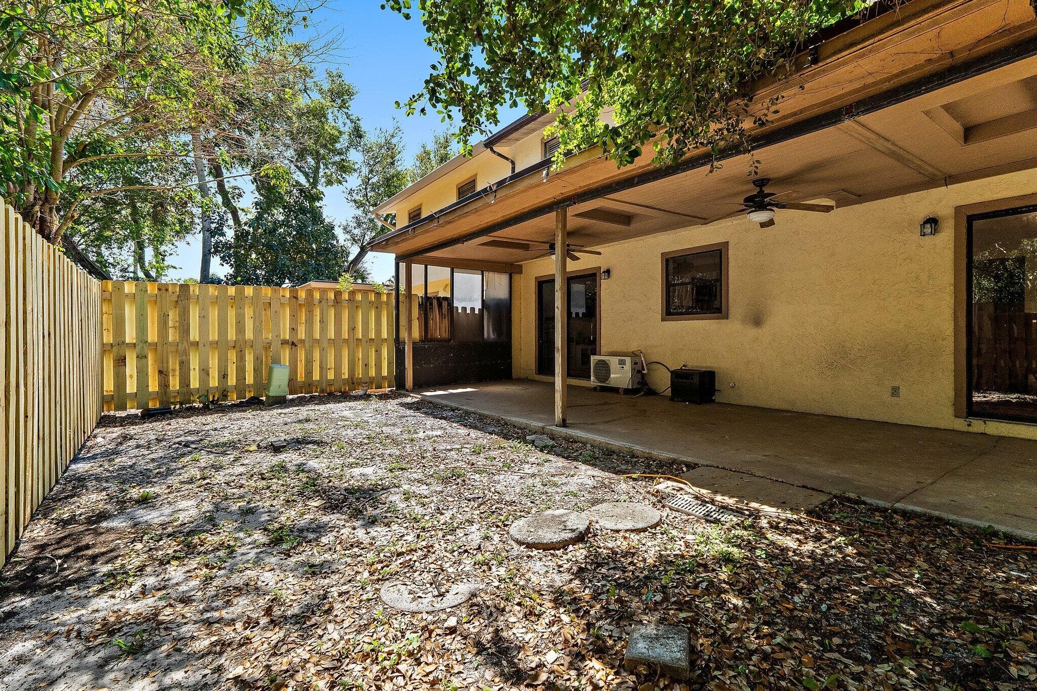 1007 Raintree Lane, Palm Beach Gardens, FL 33410 — photo 51 of 58