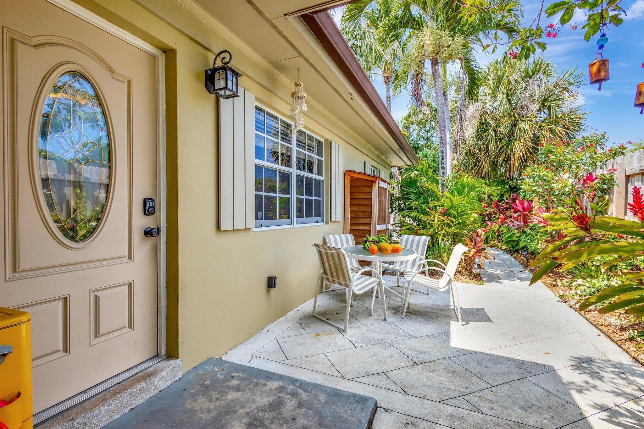 227 NE 12th Street, Delray Beach, FL 33444 — photo 5 of 44