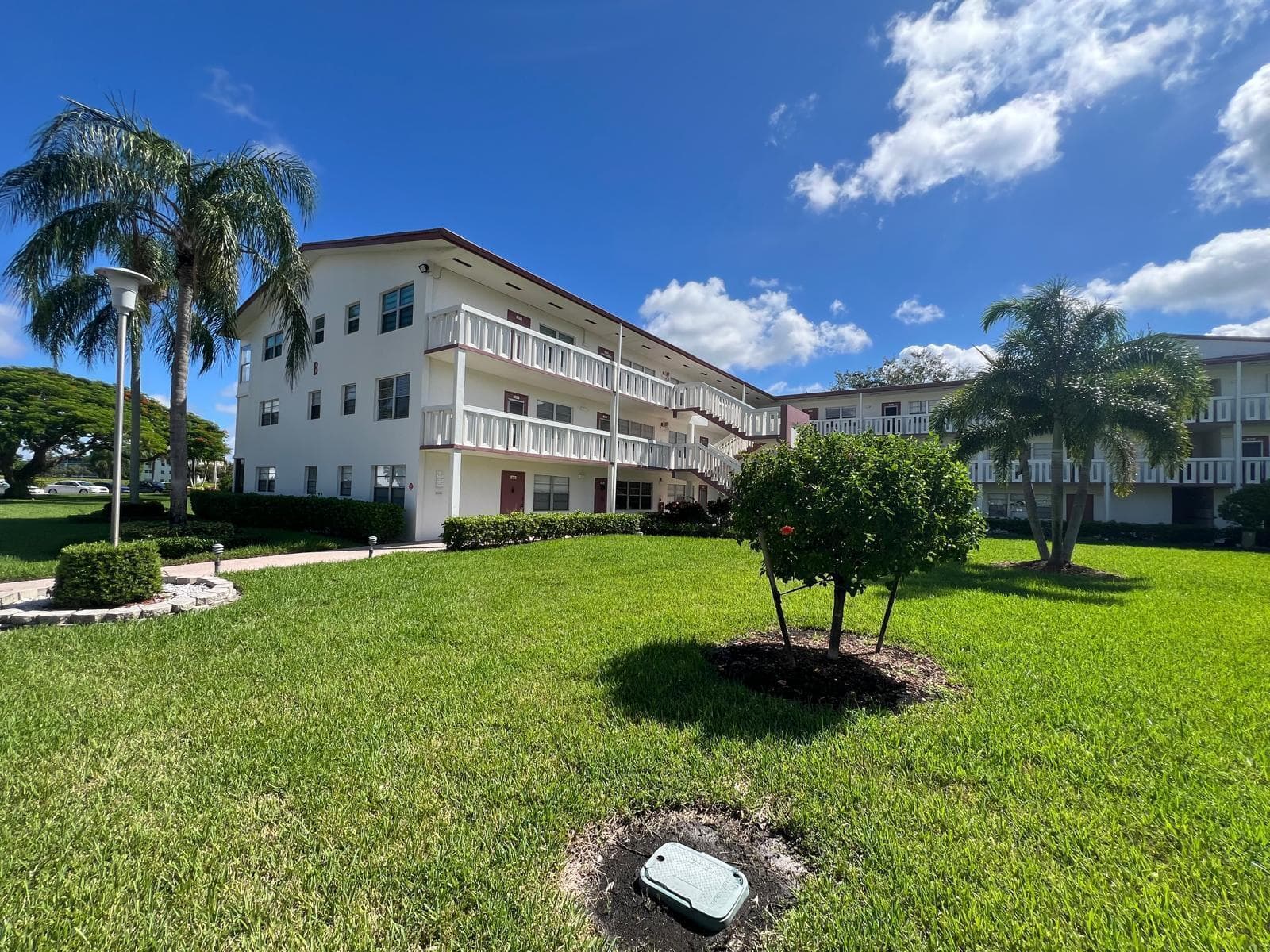 43 Fanshaw B, Boca Raton, FL 33434 — photo 1 of 11