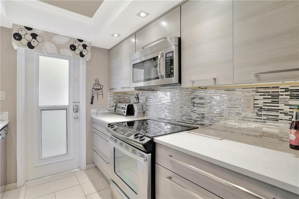 505 N Riverside Drive 4, Pompano Beach, FL 33062 — photo 4 of 18
