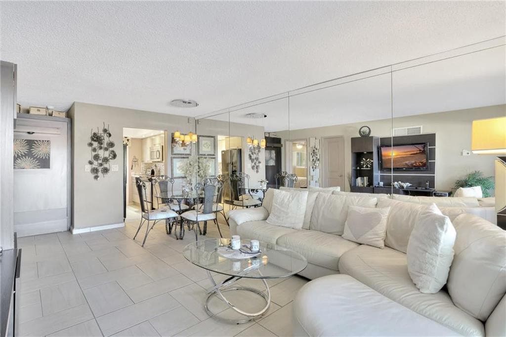 505 N Riverside Drive 4, Pompano Beach, FL 33062 — photo 7 of 18