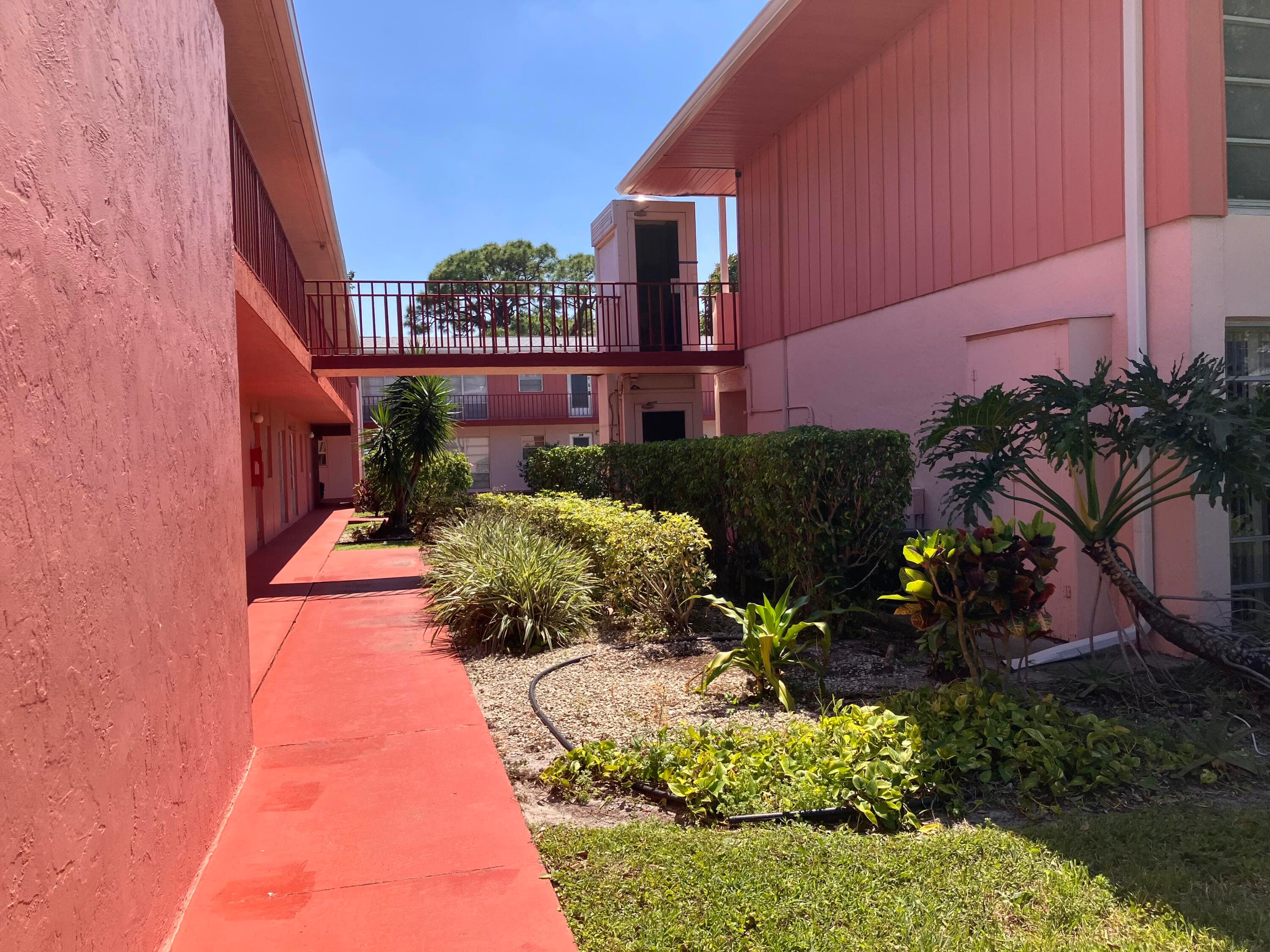 17 Golfs Edge D, West Palm Beach, FL 33417 — photo 16 of 19