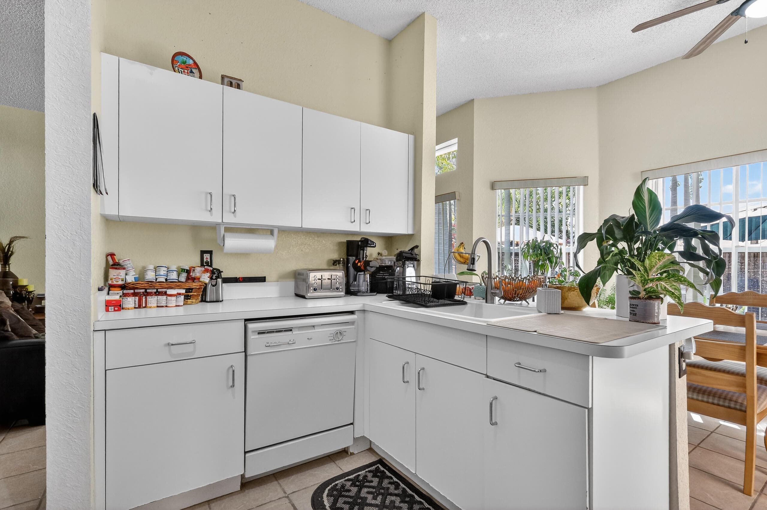 16266 SW 103rd Terrace, Miami, FL 33196 — photo 11 of 32