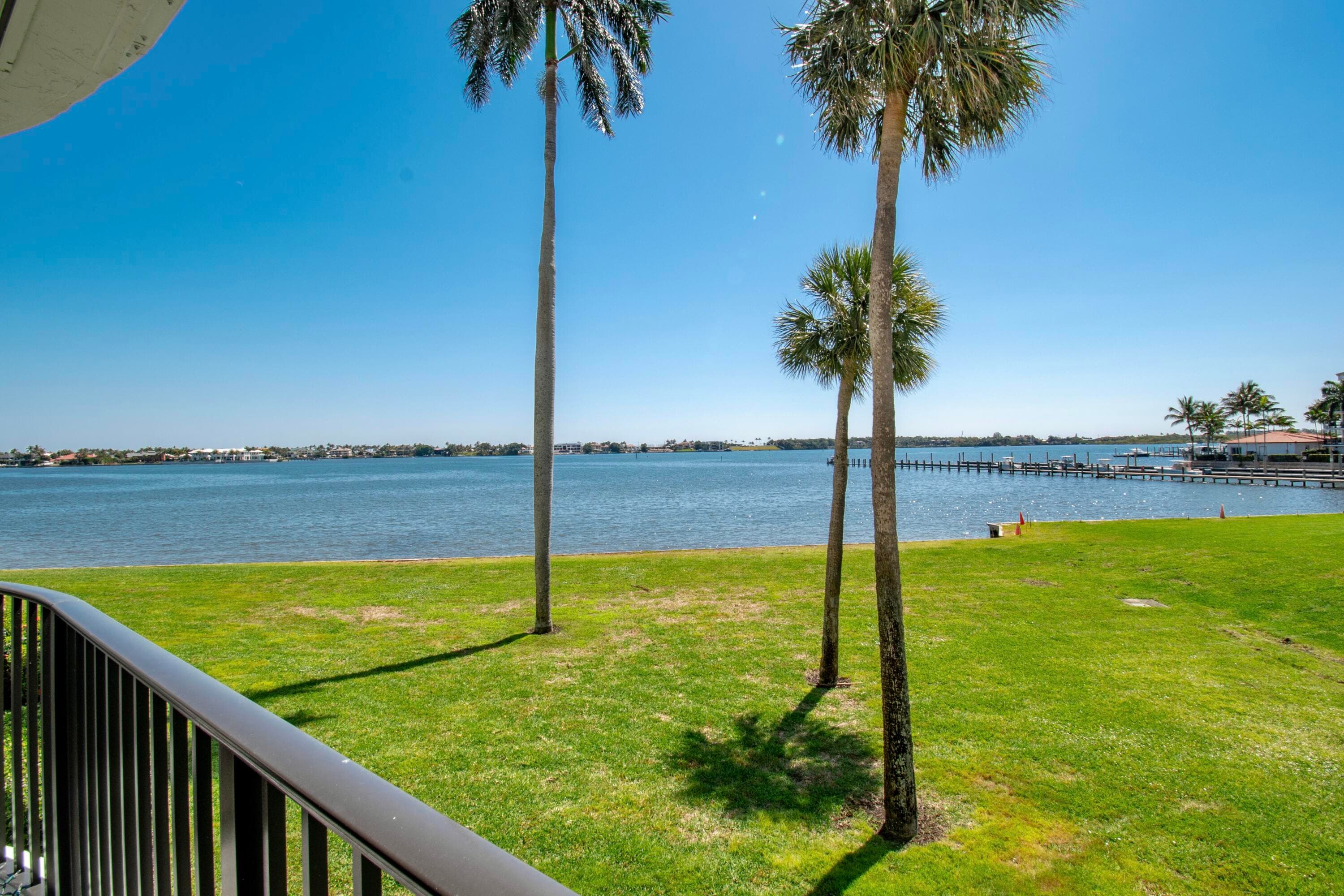 8200 Lakeshore Drive 202, Hypoluxo, FL 33462 — photo 5 of 44