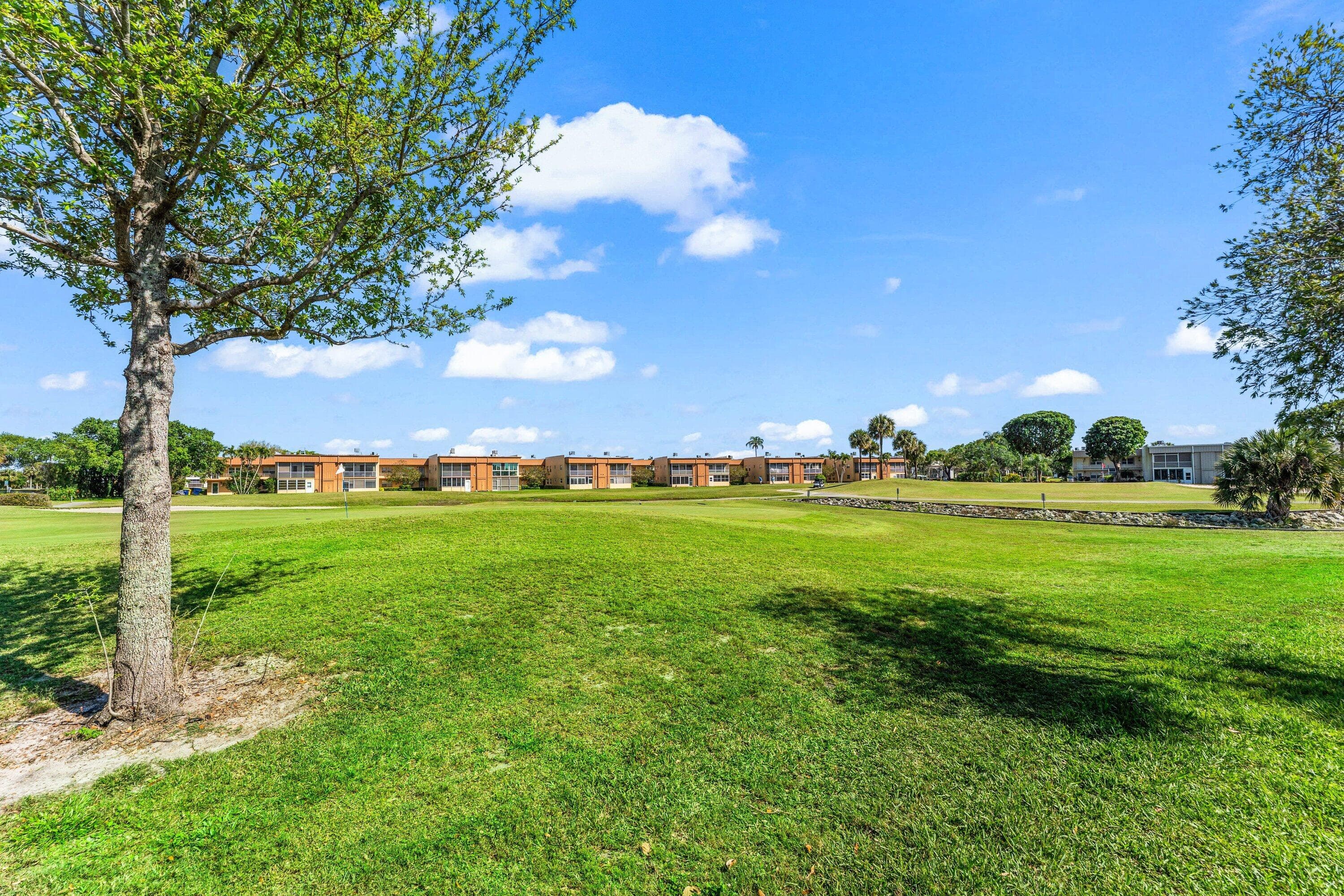 551 Piedmont L, Delray Beach, FL 33484 — photo 25 of 31