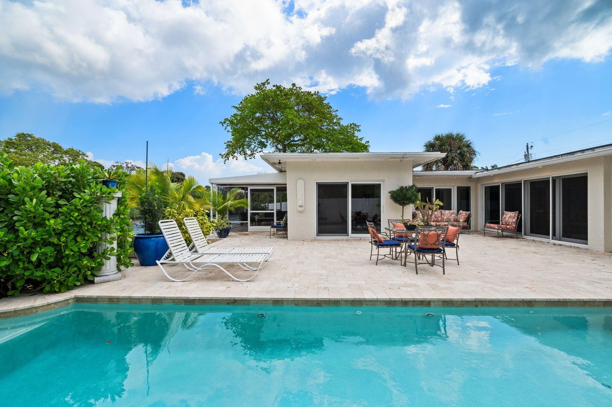 349 NE 29th Street, Wilton Manors, FL 33334 — photo 32 of 40