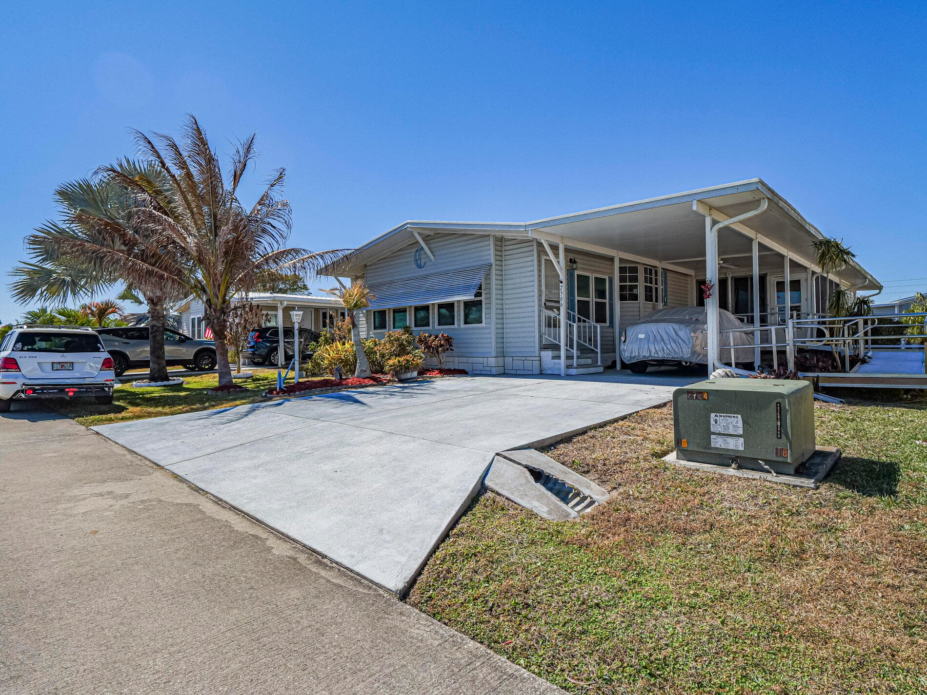 7566 Montauk Avenue U19, Micco, FL 32976 — photo