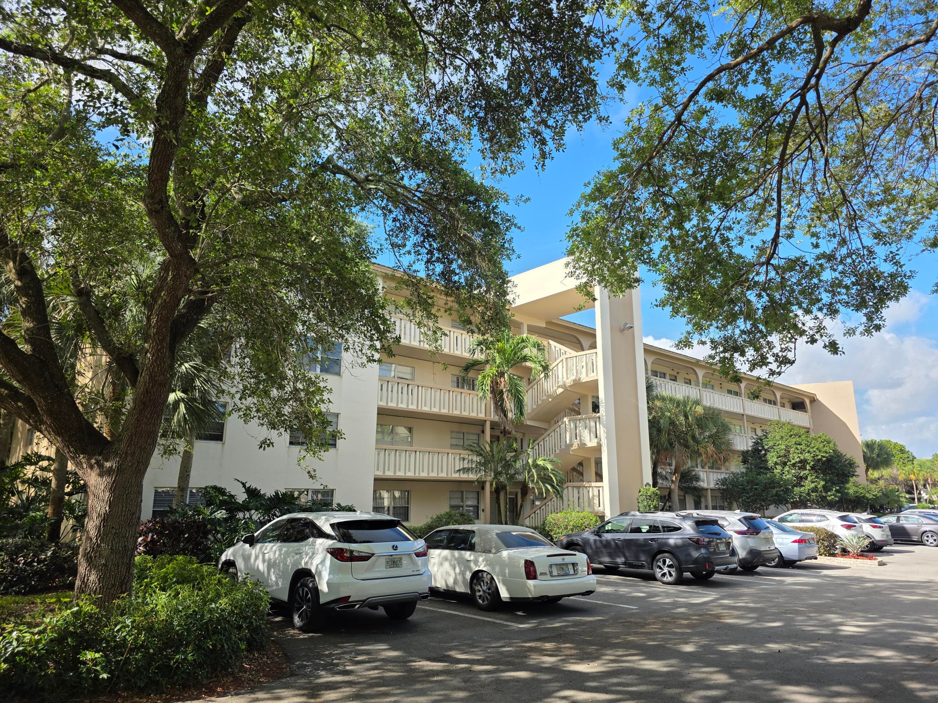 2301 Lucaya Lane E3, Coconut Creek, FL 33066 — photo 1 of 21